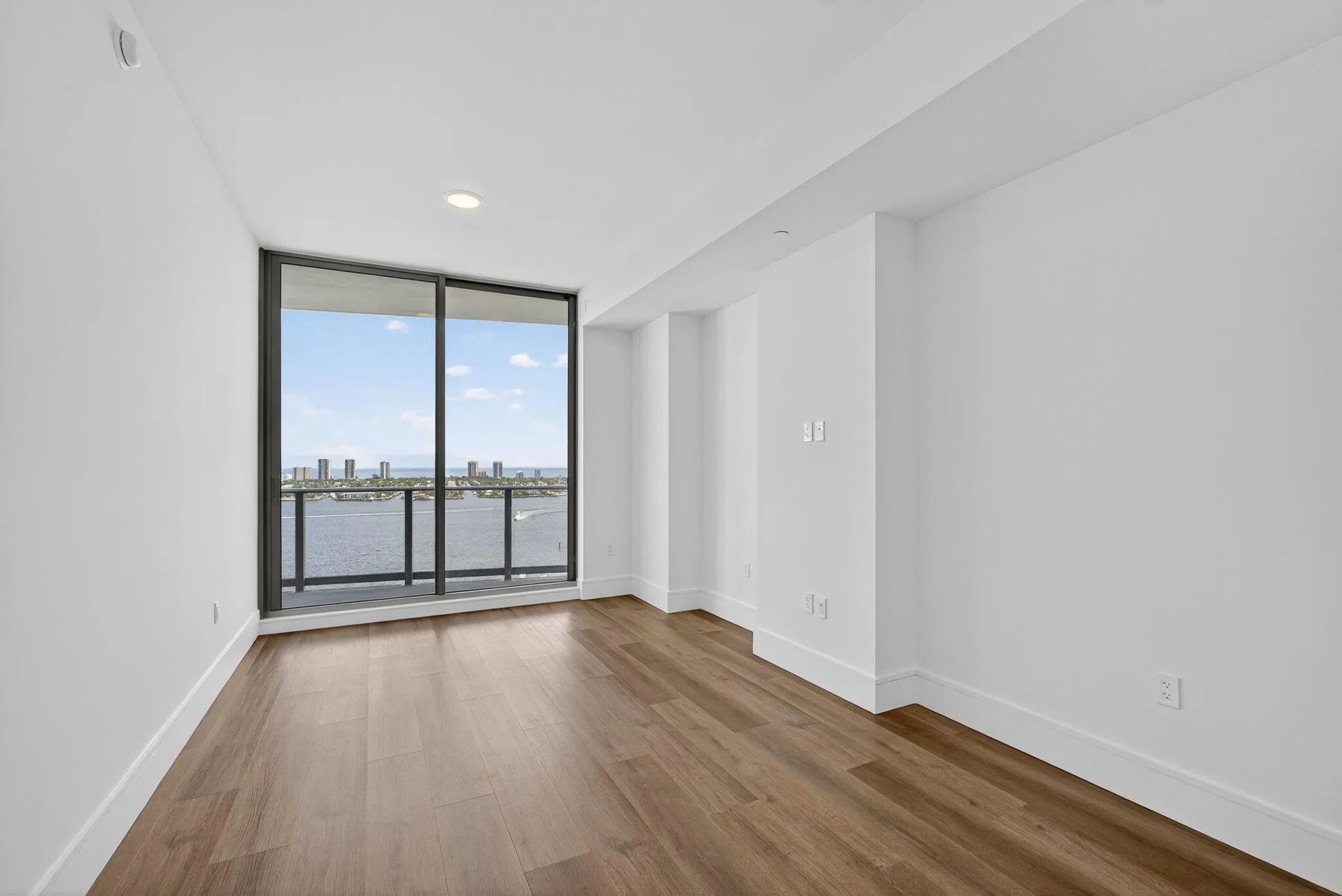 220 Lake Shore Drive, #1906