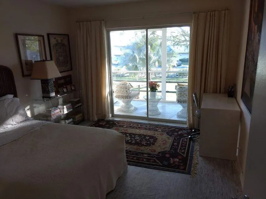 2615 N Garden Drive, #207