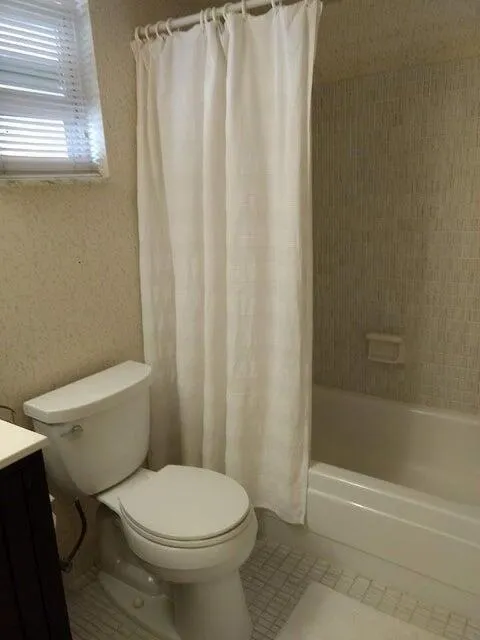 2615 N Garden Drive, #207