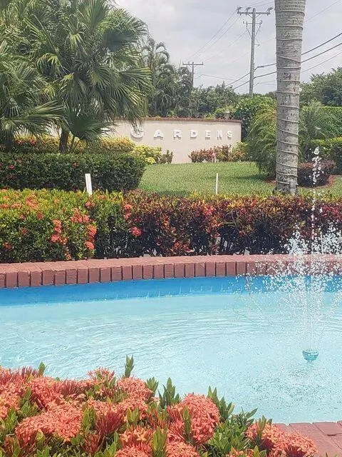 2615 N Garden Drive, #207