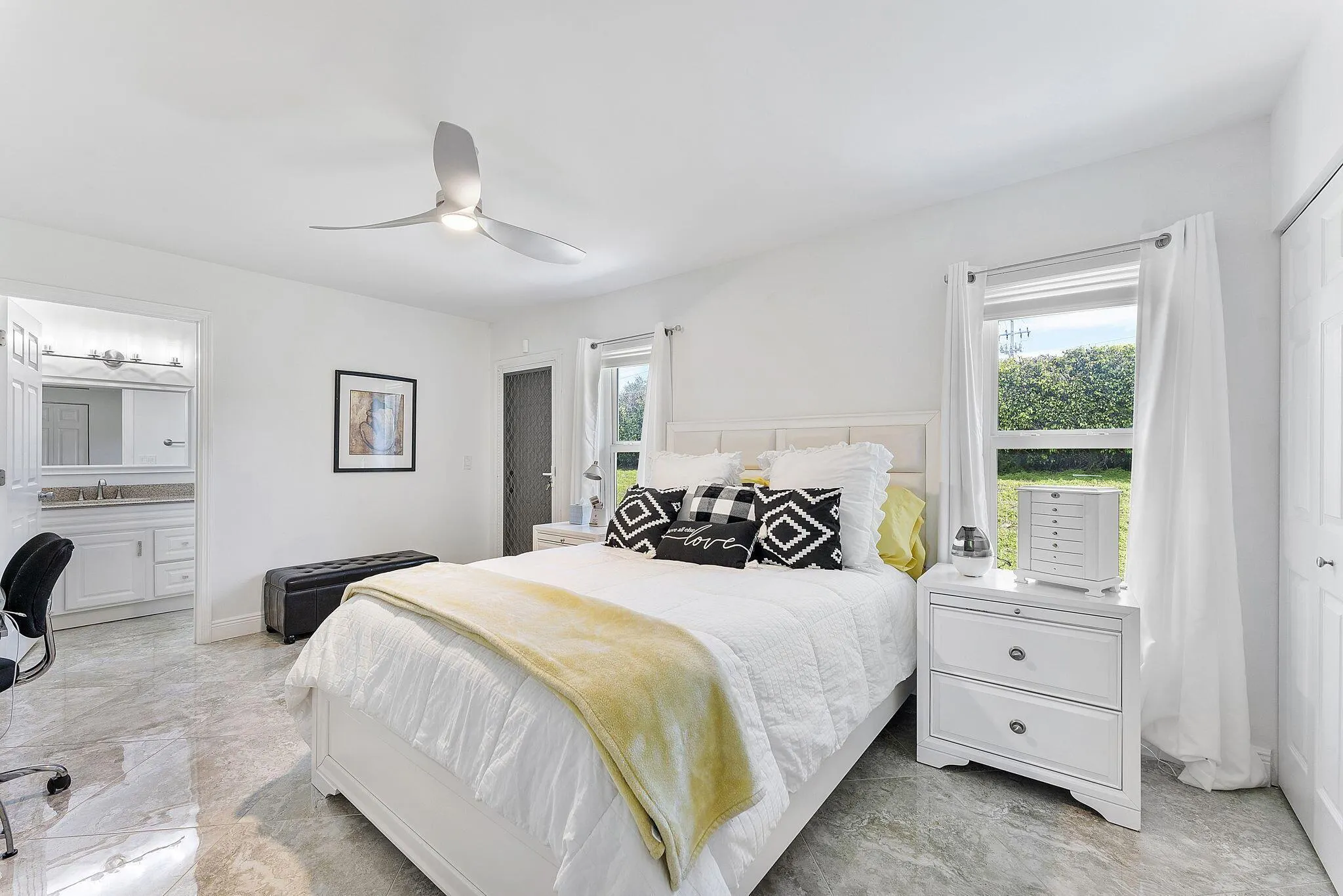 5037 Lakefront Boulevard, #D