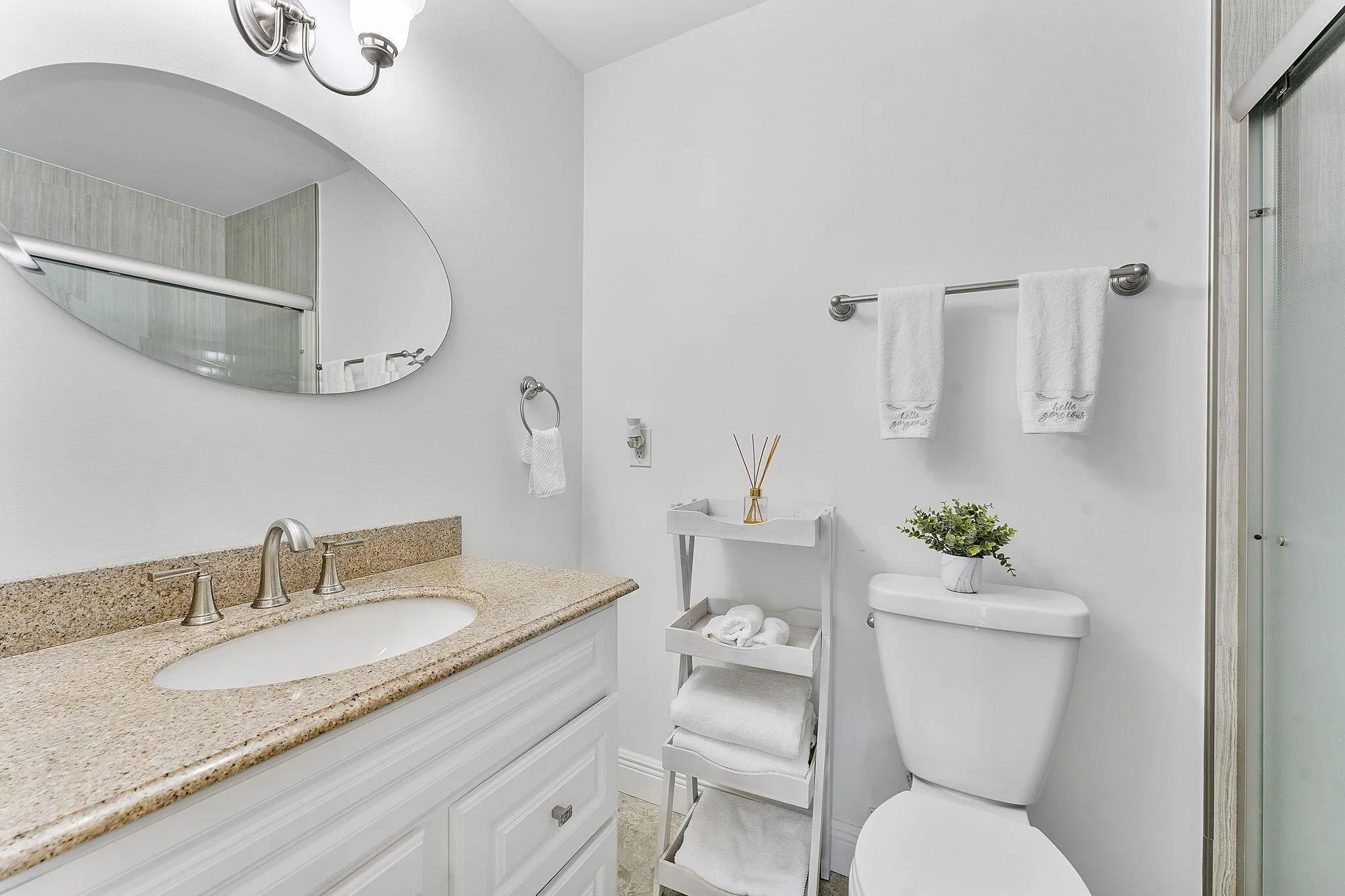 5037 Lakefront Boulevard, #D