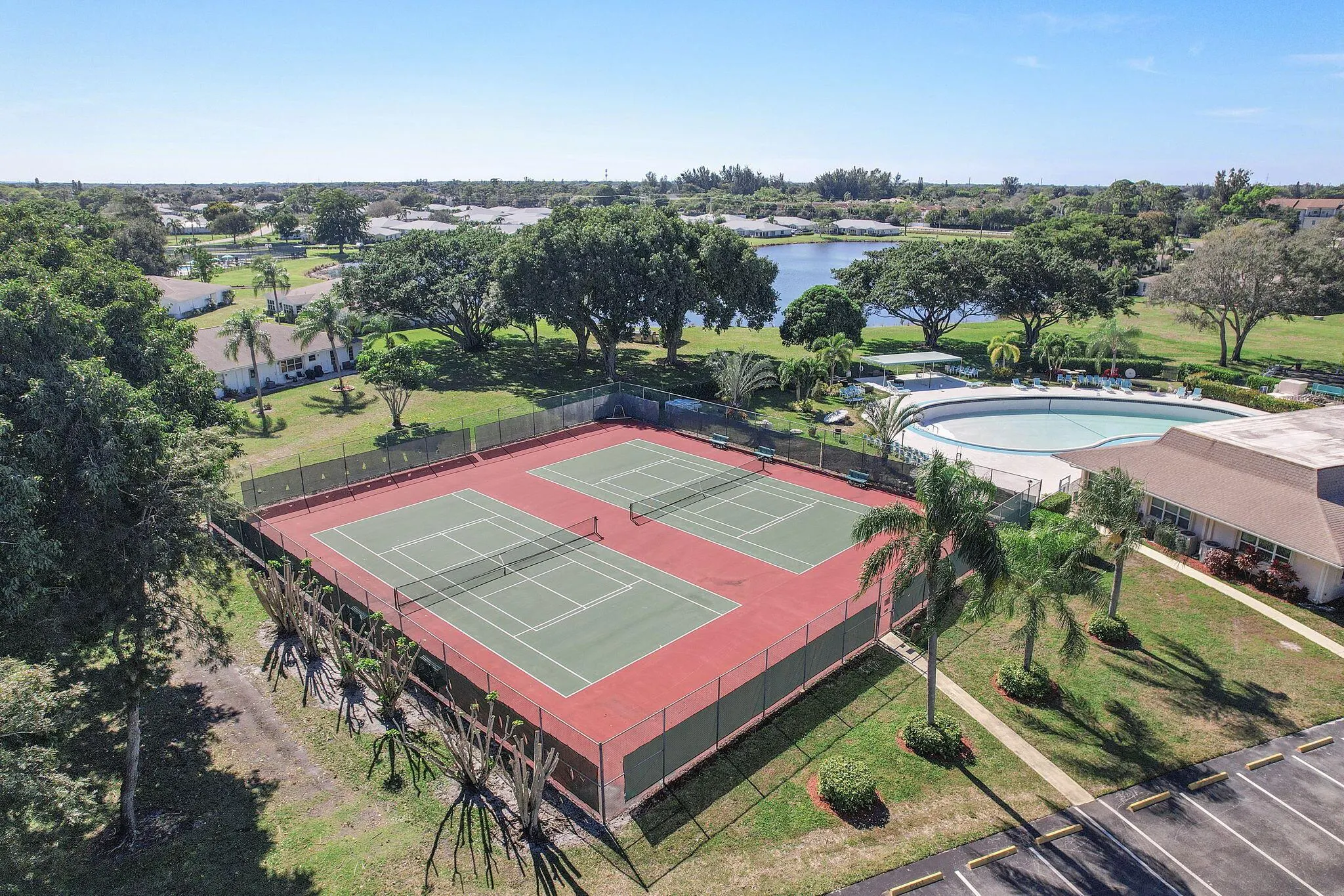 5037 Lakefront Boulevard, #D