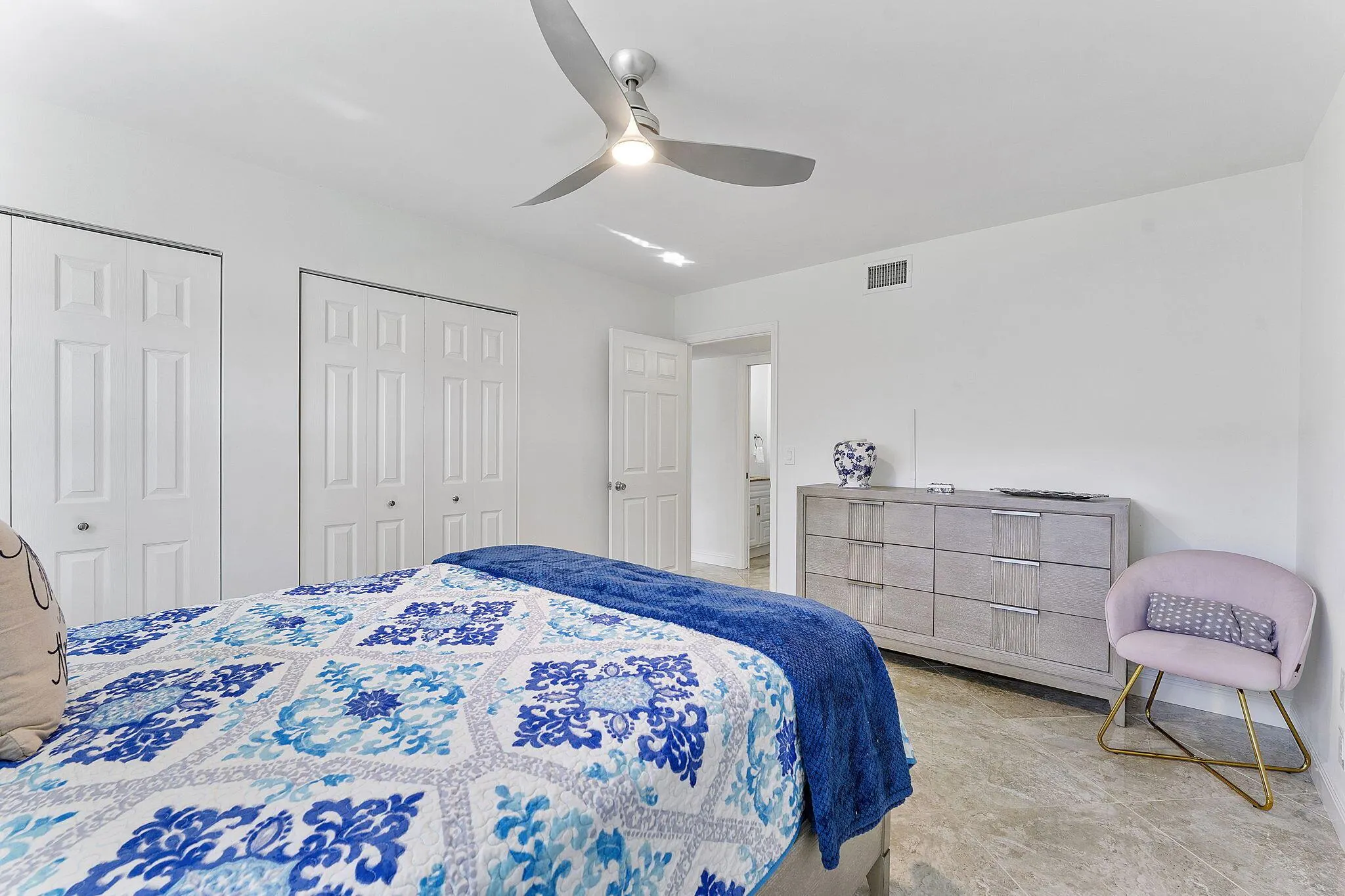 5037 Lakefront Boulevard, #D