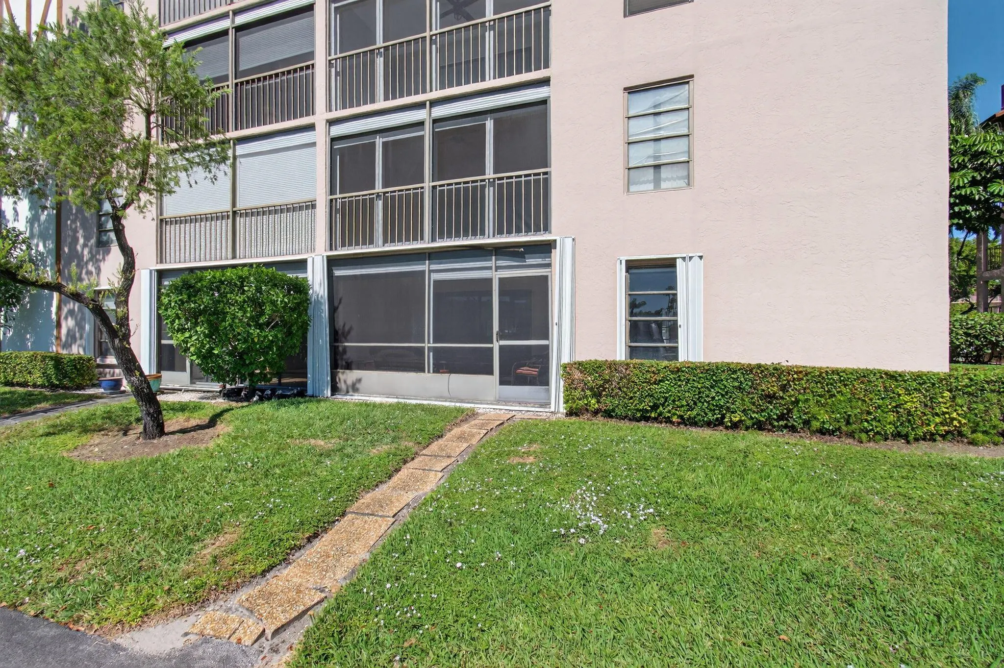 7340 Amberly Lane, #101