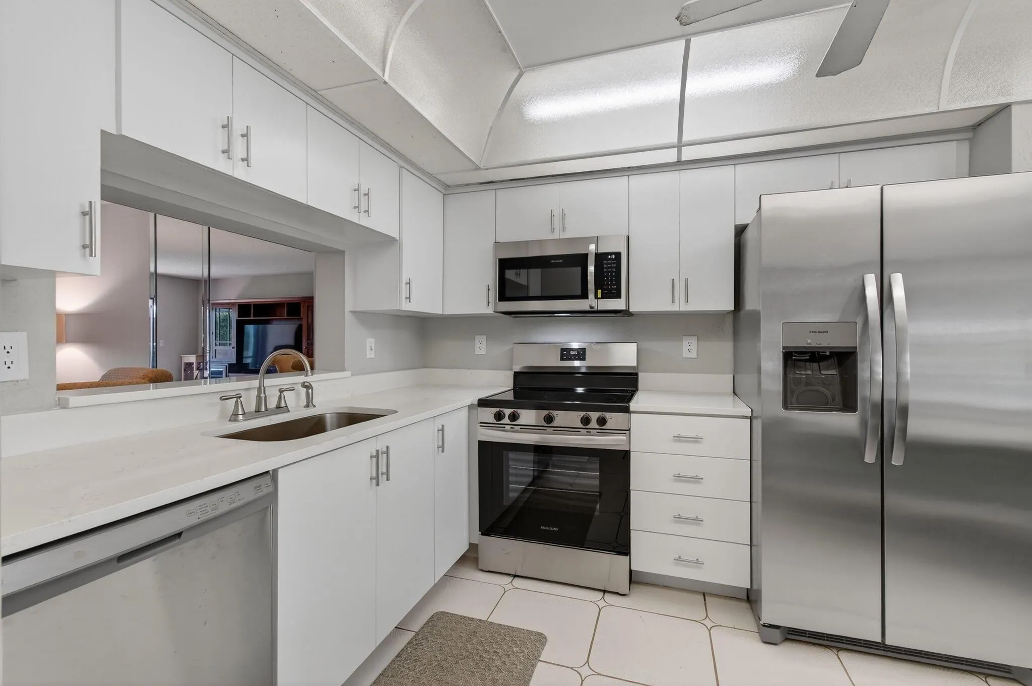 7340 Amberly Lane, #101