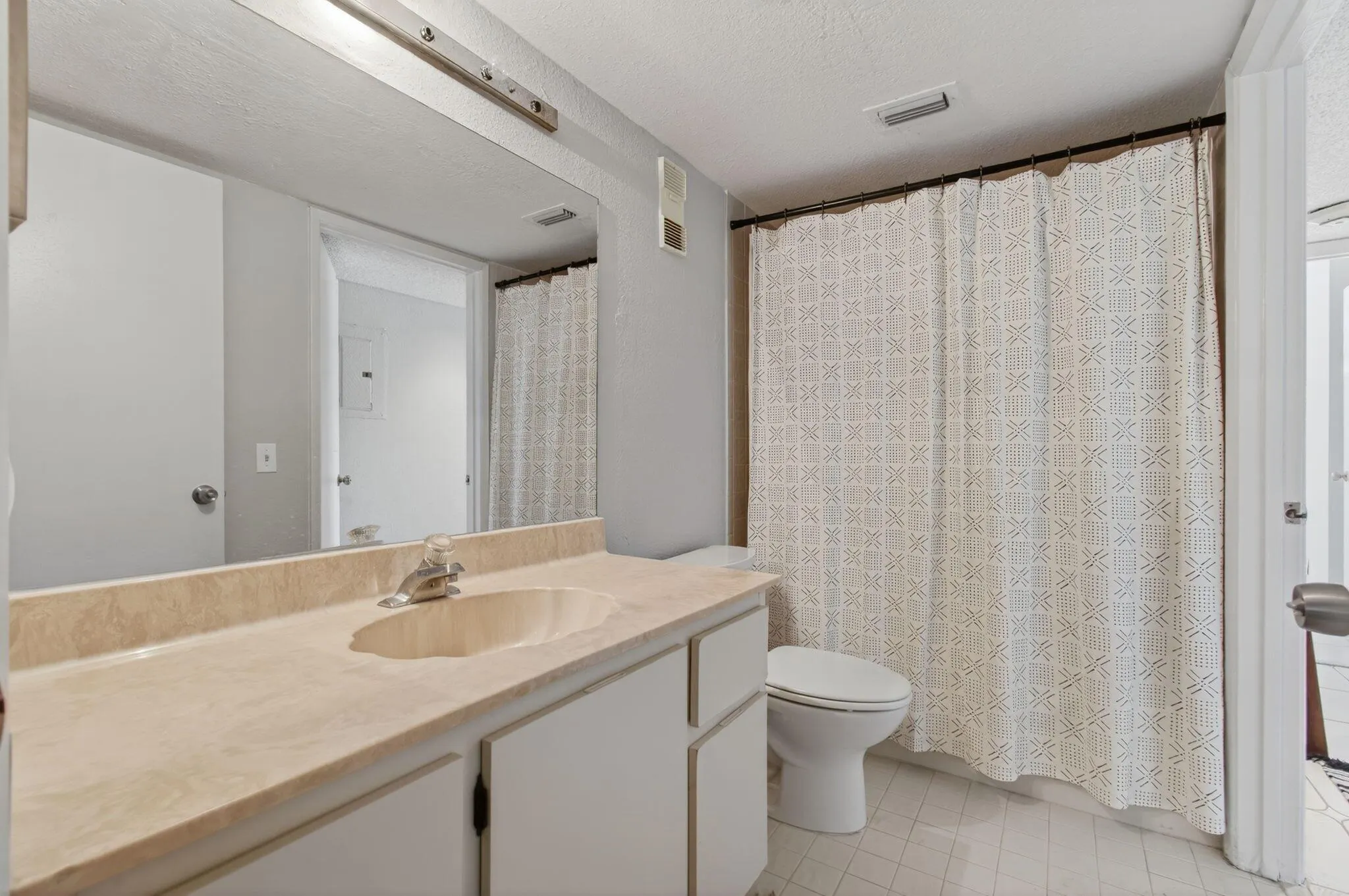 7340 Amberly Lane, #101