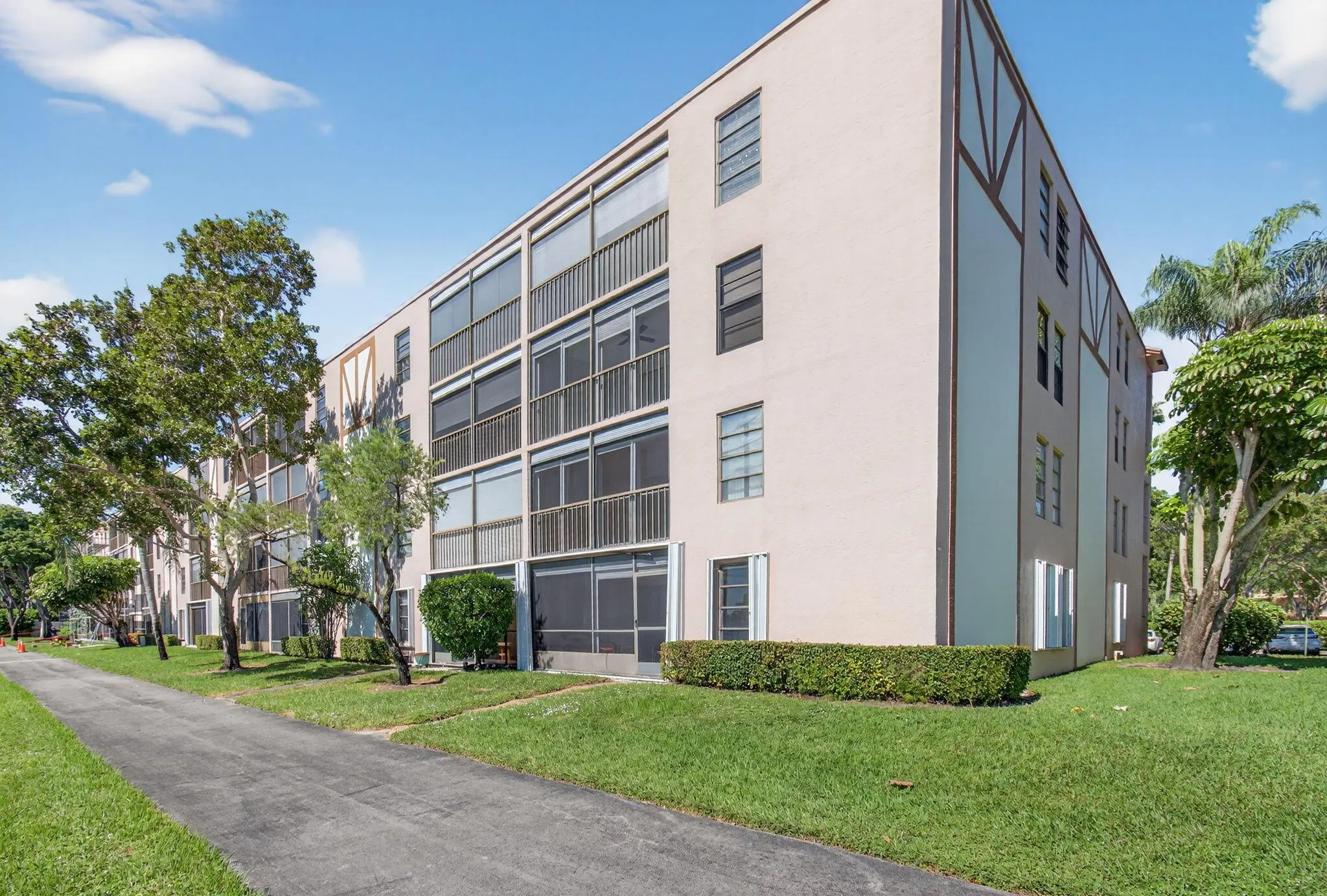 7340 Amberly Lane, #101