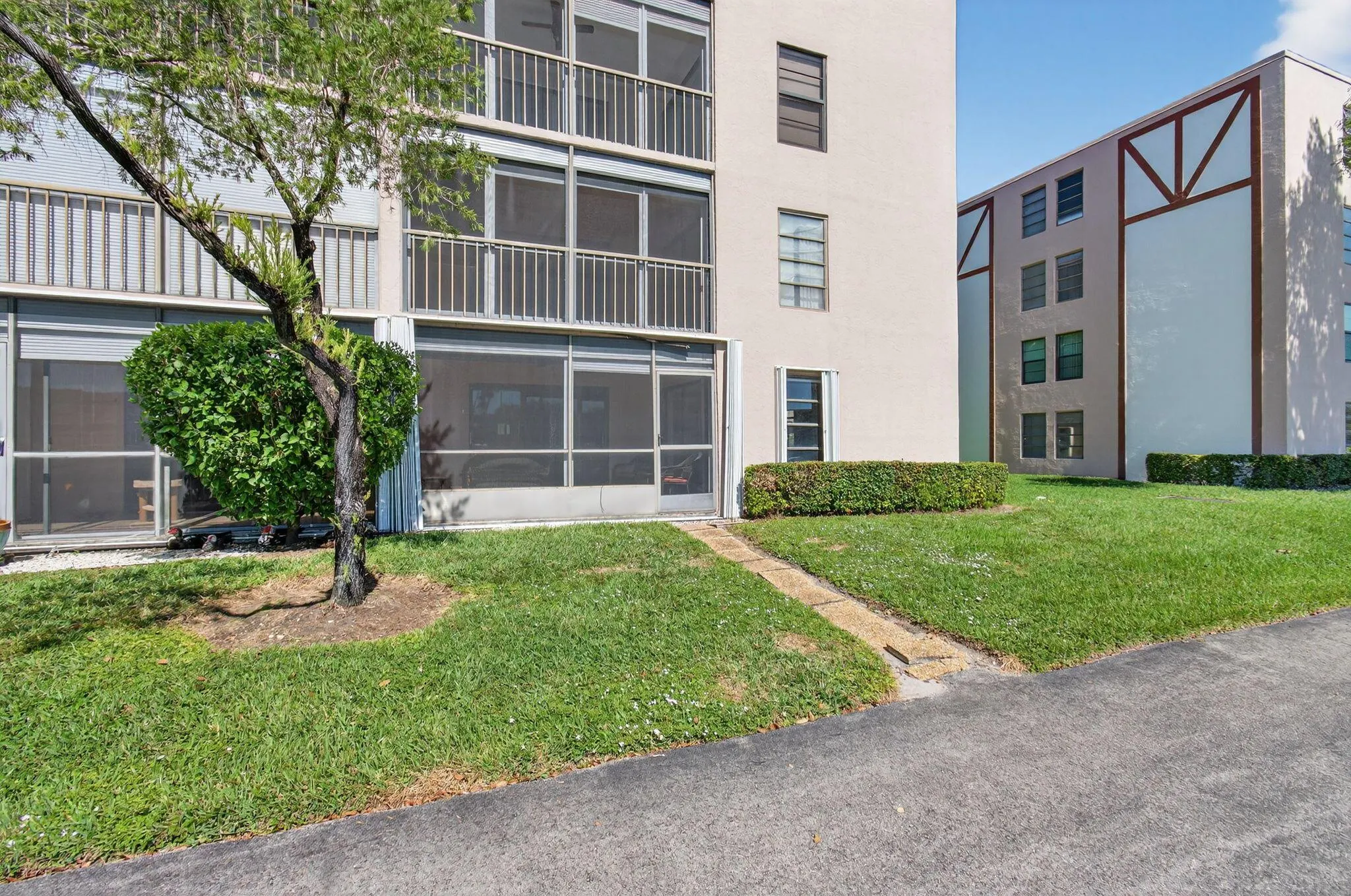 7340 Amberly Lane, #101