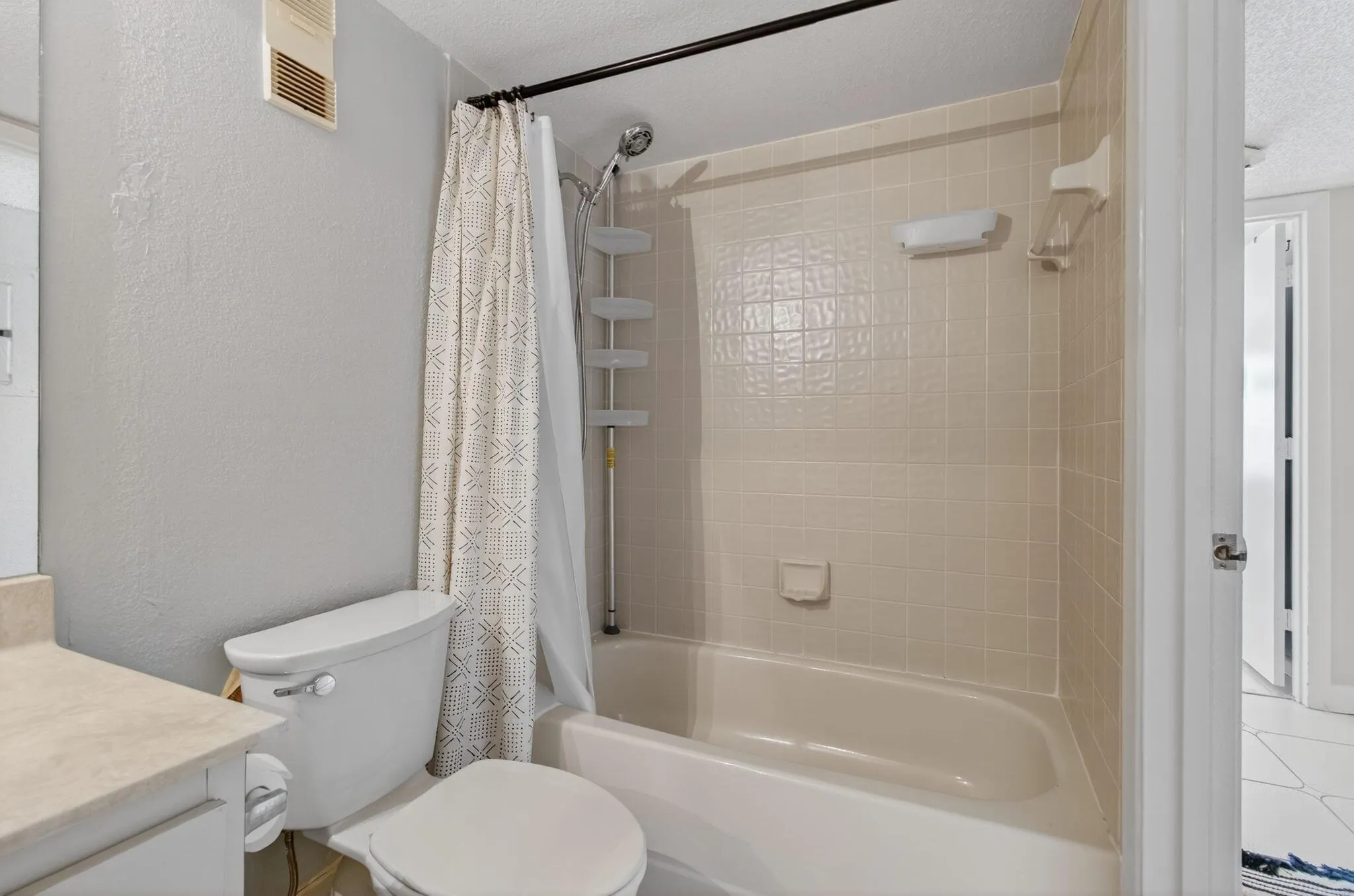 7340 Amberly Lane, #101