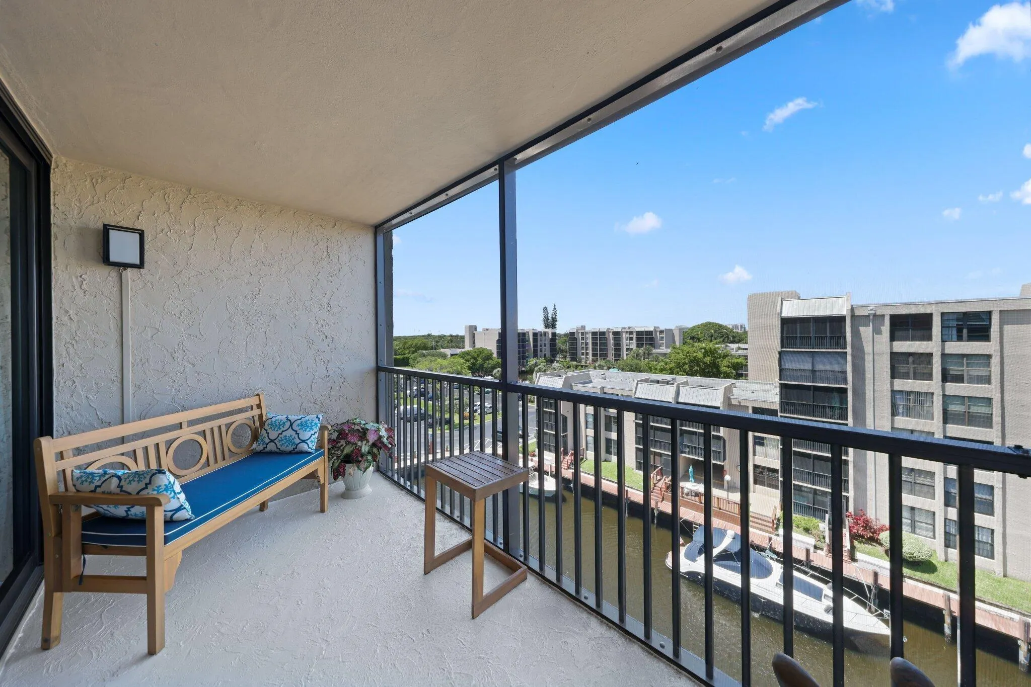 12 Royal Palm Way, #Unit 605