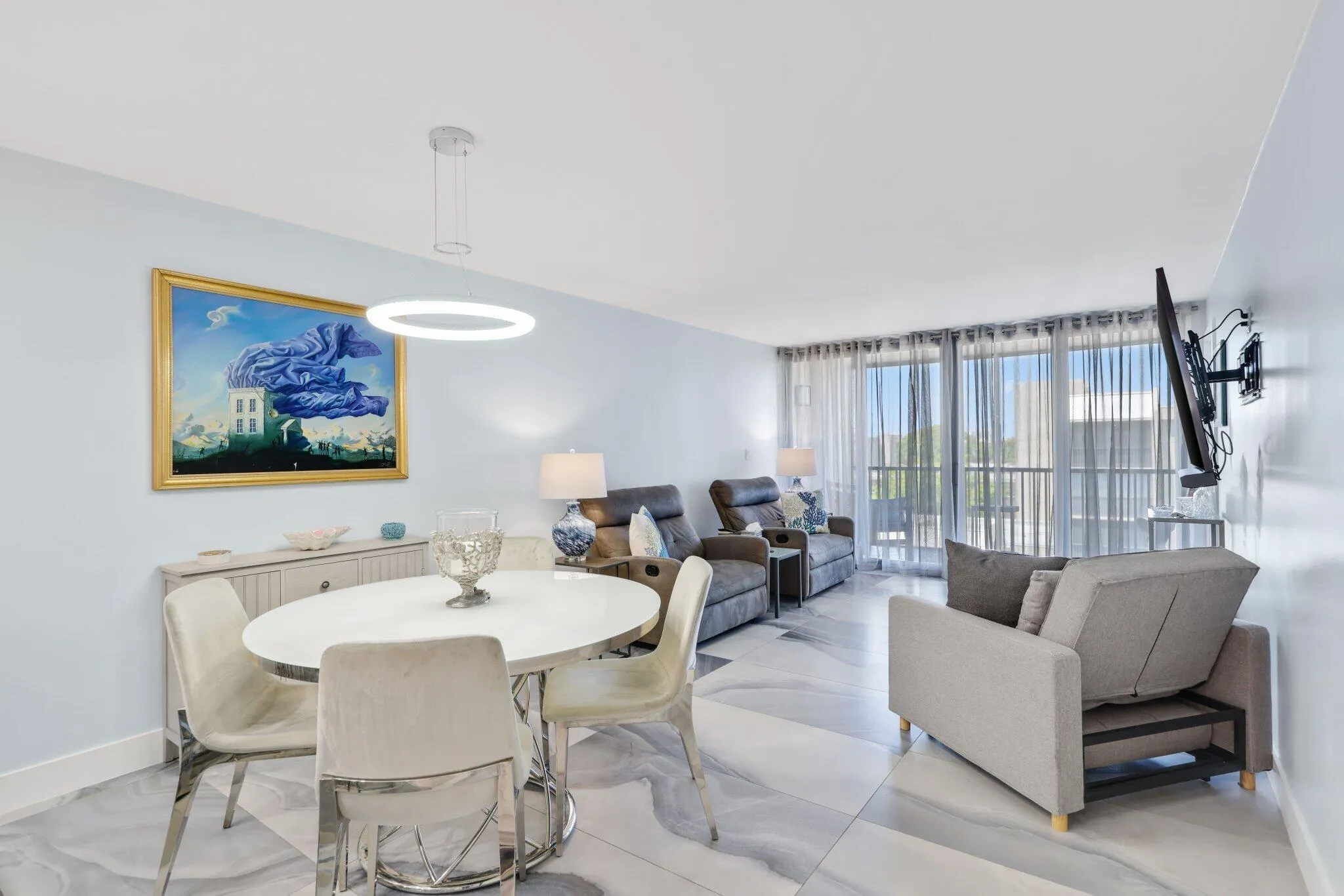 12 Royal Palm Way, #Unit 605