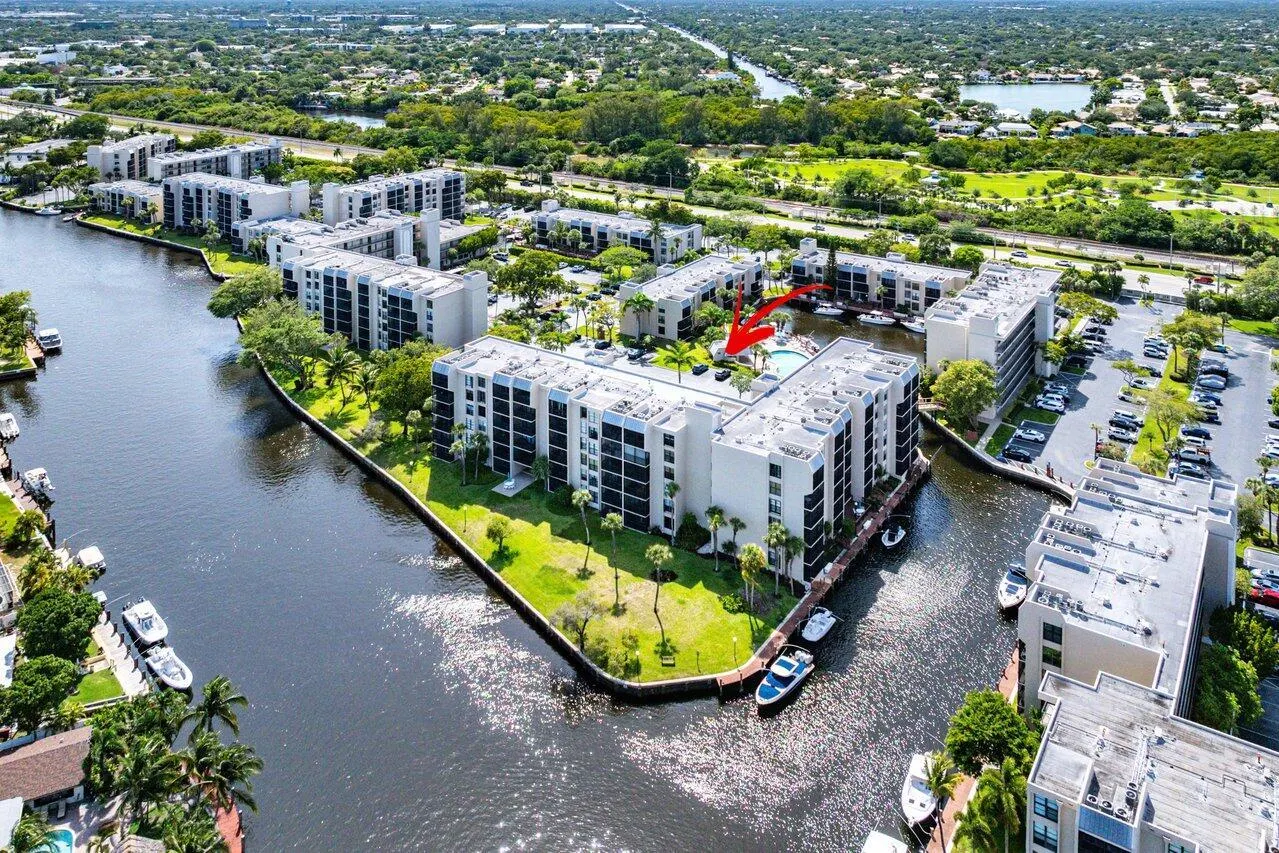 12 Royal Palm Way, #Unit 605