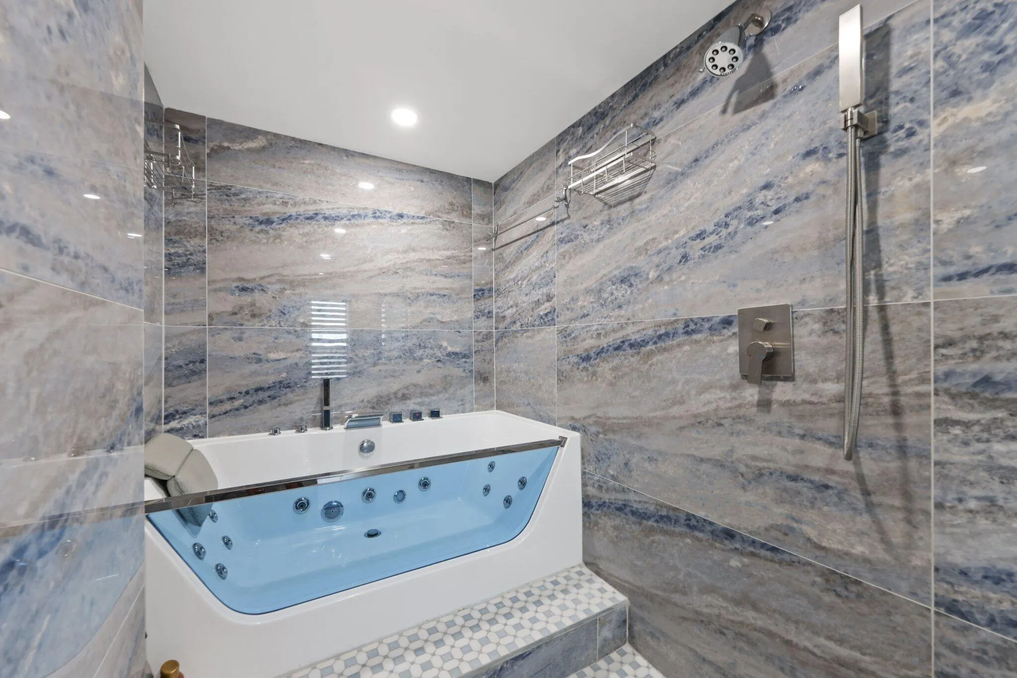 12 Royal Palm Way, #Unit 605