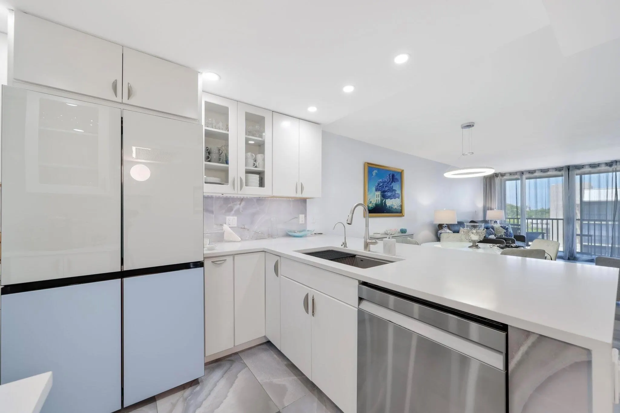 12 Royal Palm Way, #Unit 605