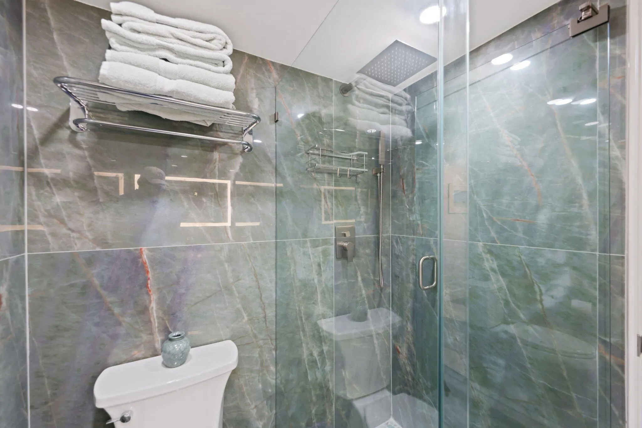 12 Royal Palm Way, #Unit 605