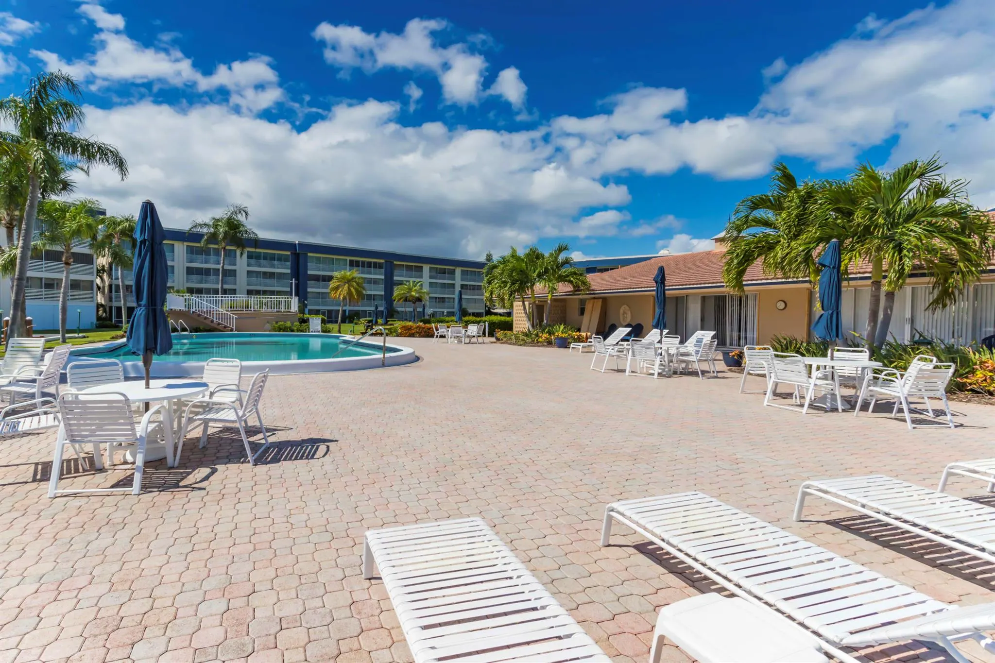 3351 Spanish Trail, #115