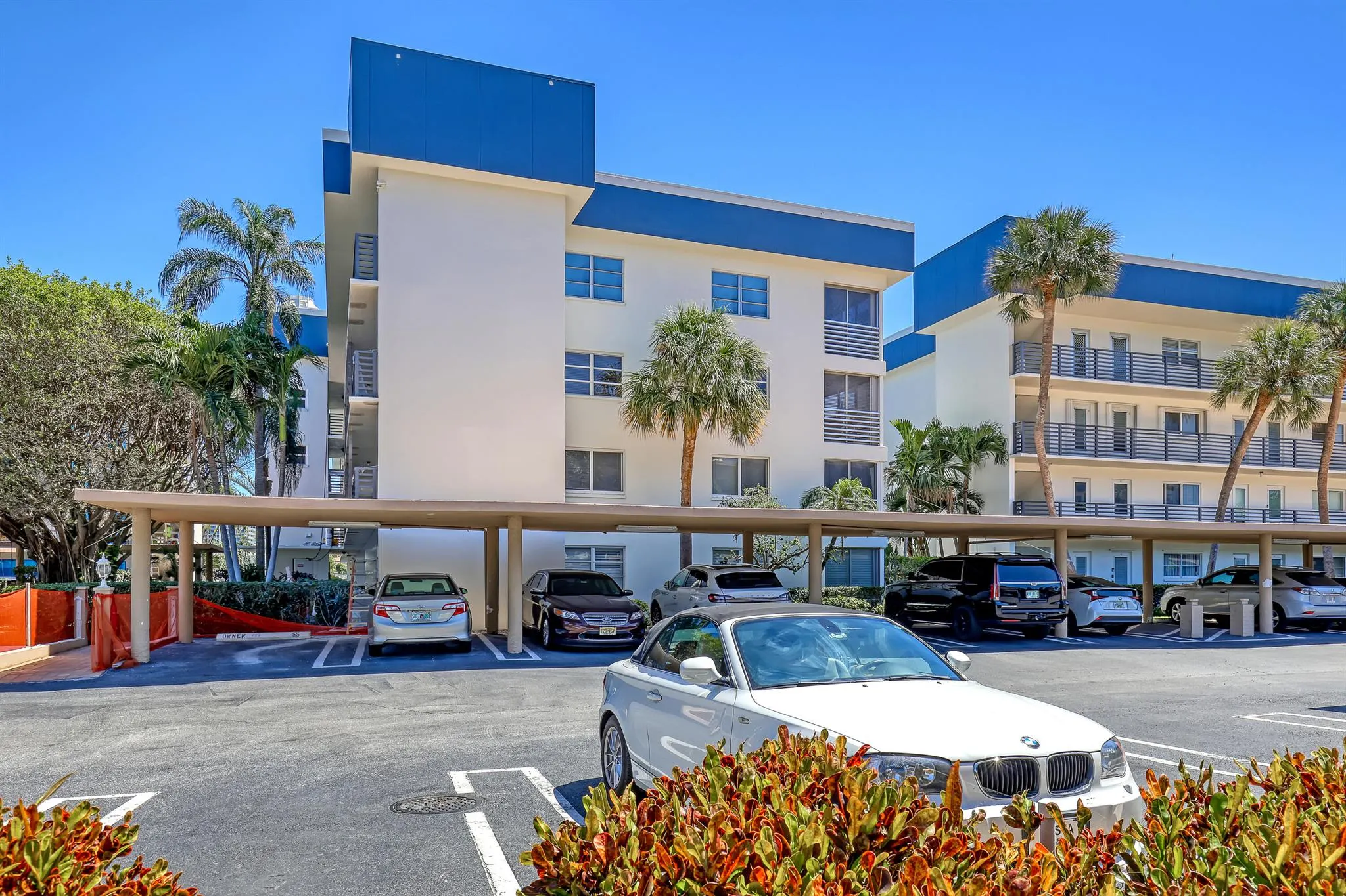 3351 Spanish Trail, #115