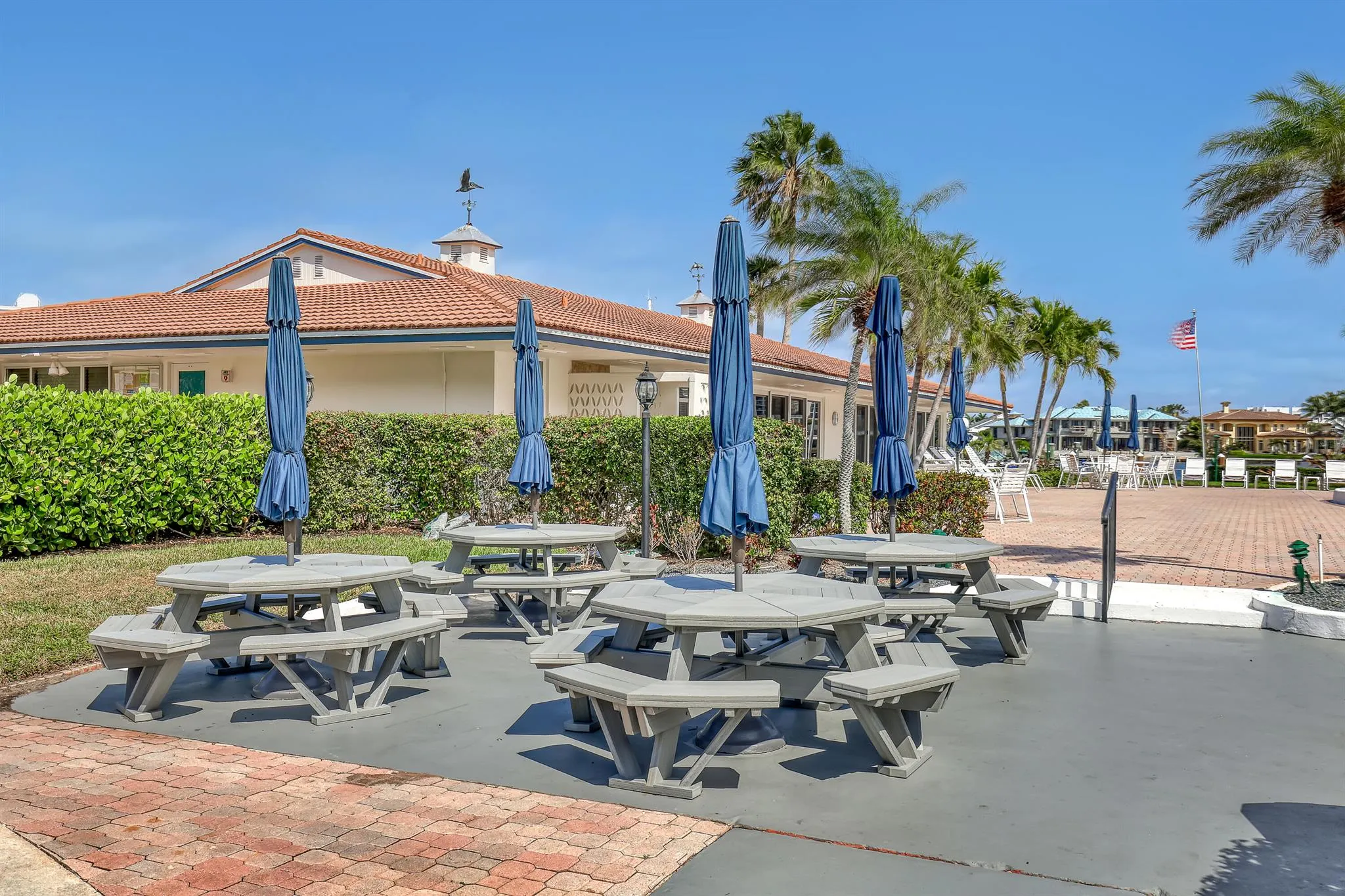 3351 Spanish Trail, #115