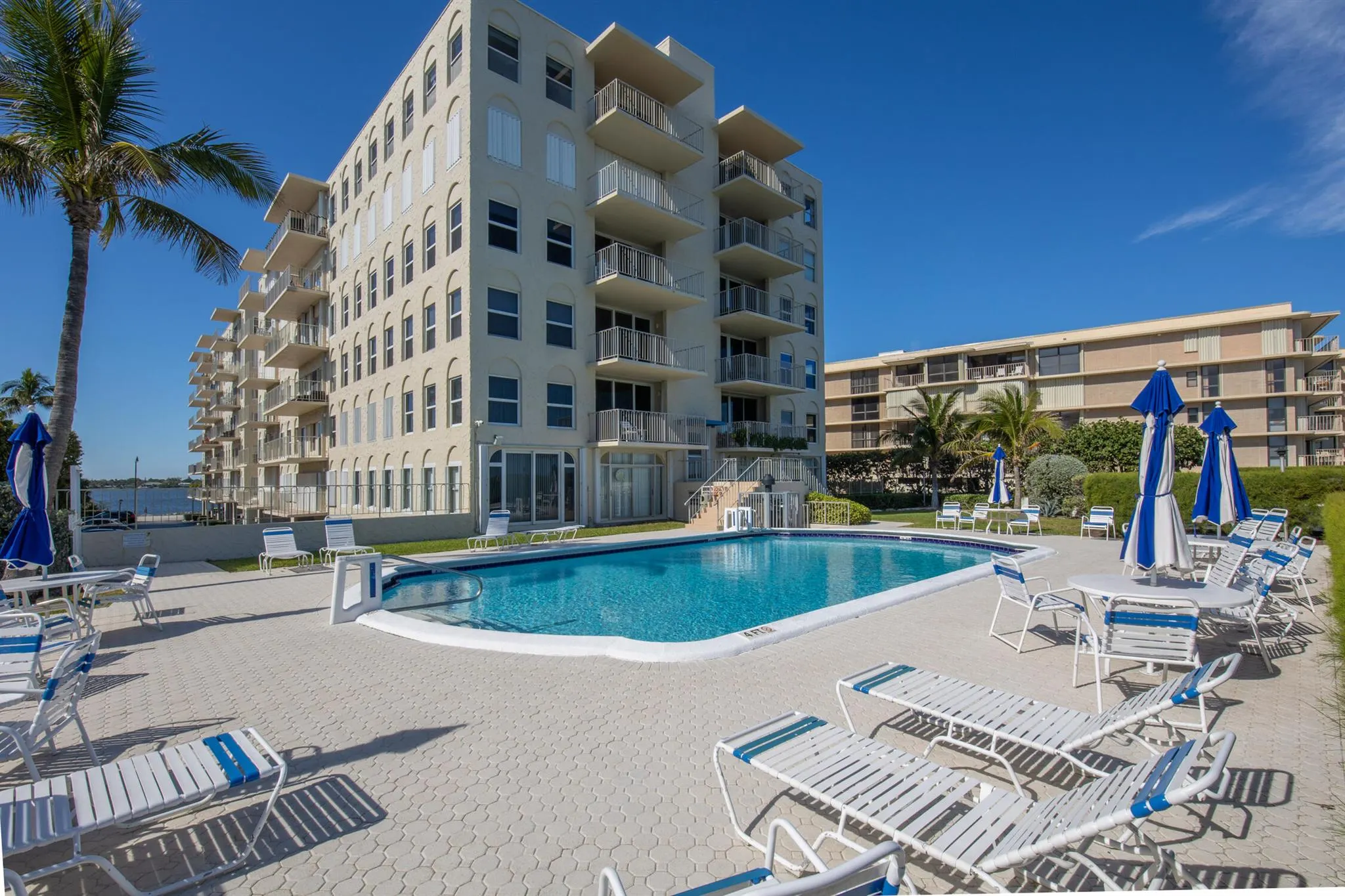 3230 S Ocean Boulevard, #D511