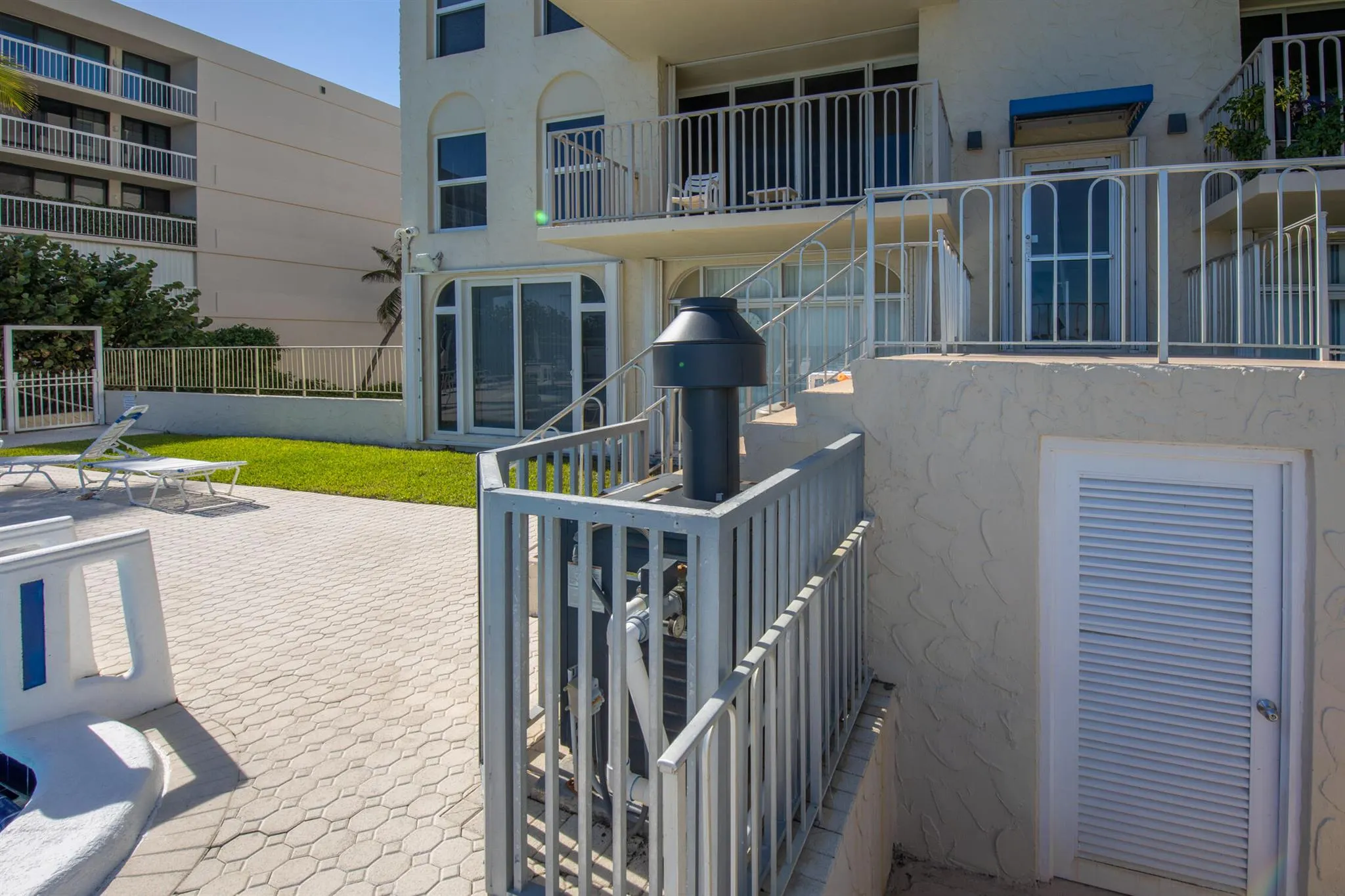 3230 S Ocean Boulevard, #D511