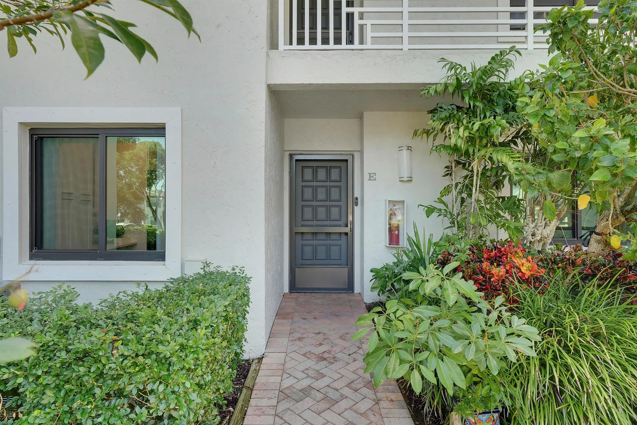 20 Southport Lane, #E