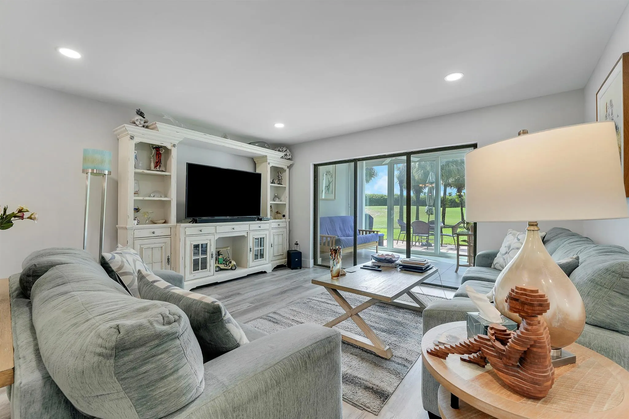 20 Southport Lane, #E