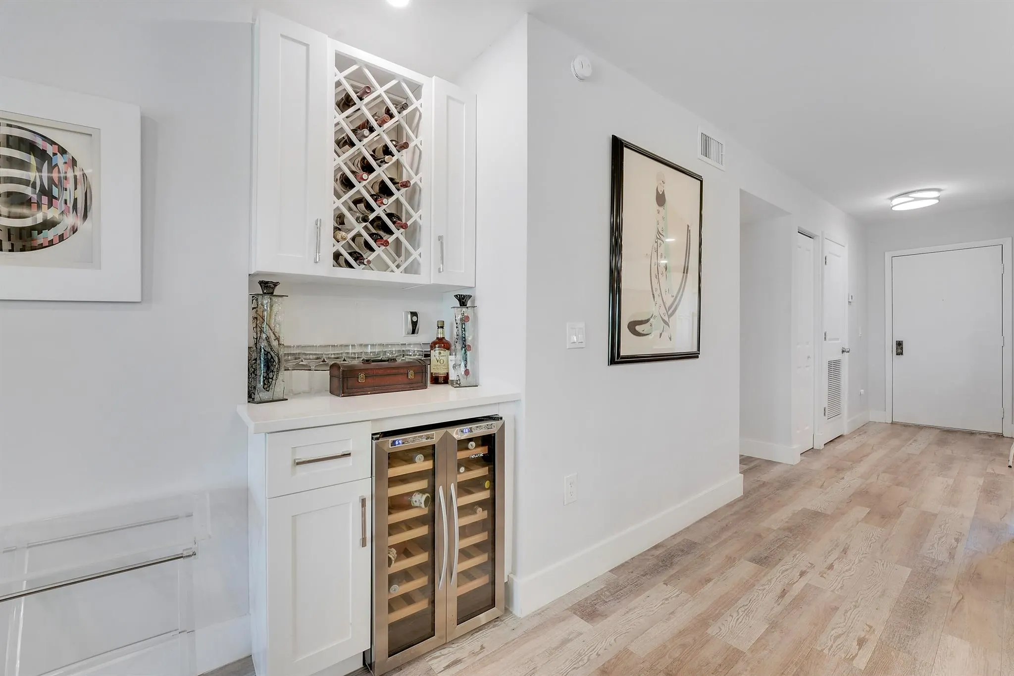 20 Southport Lane, #E