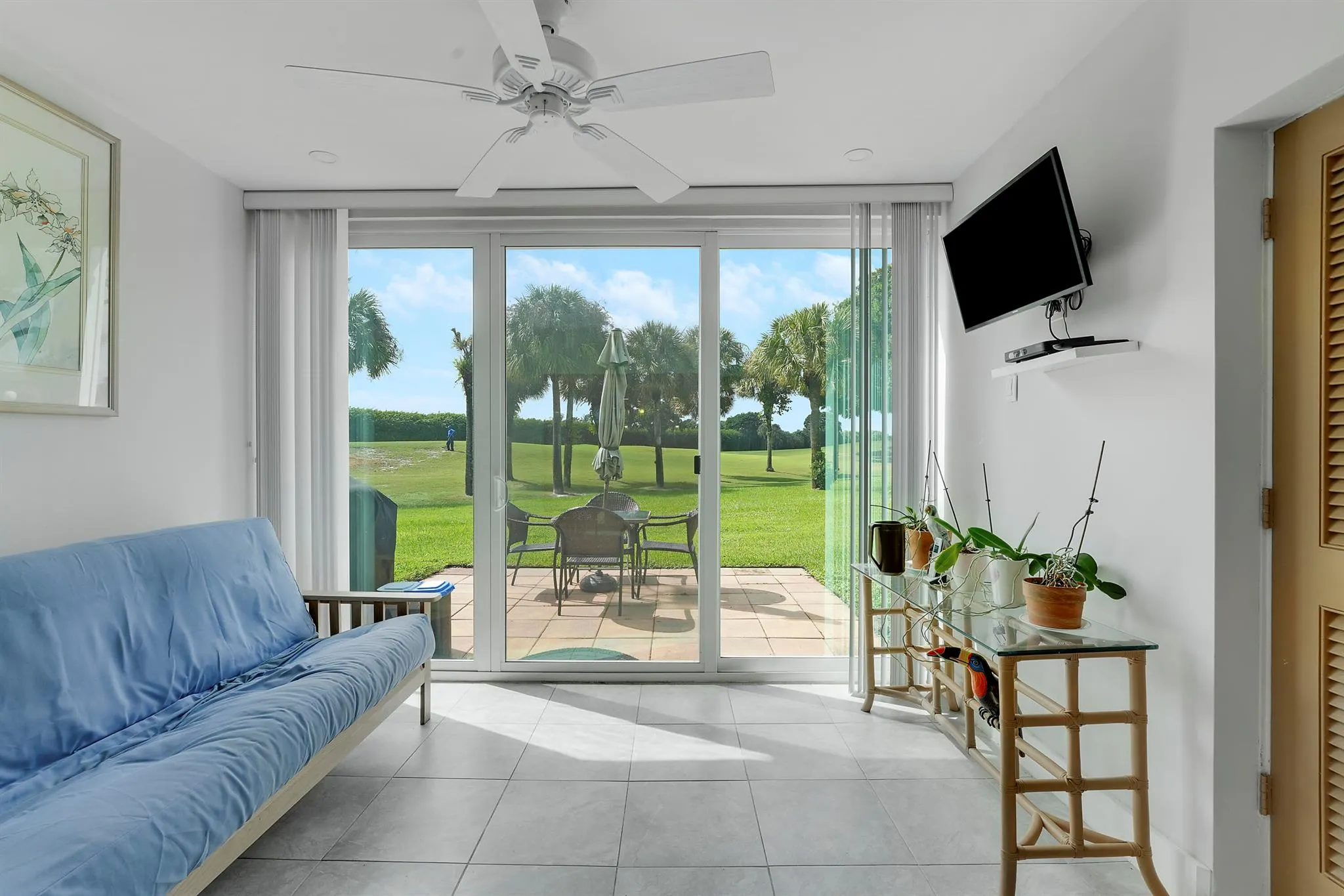 20 Southport Lane, #E