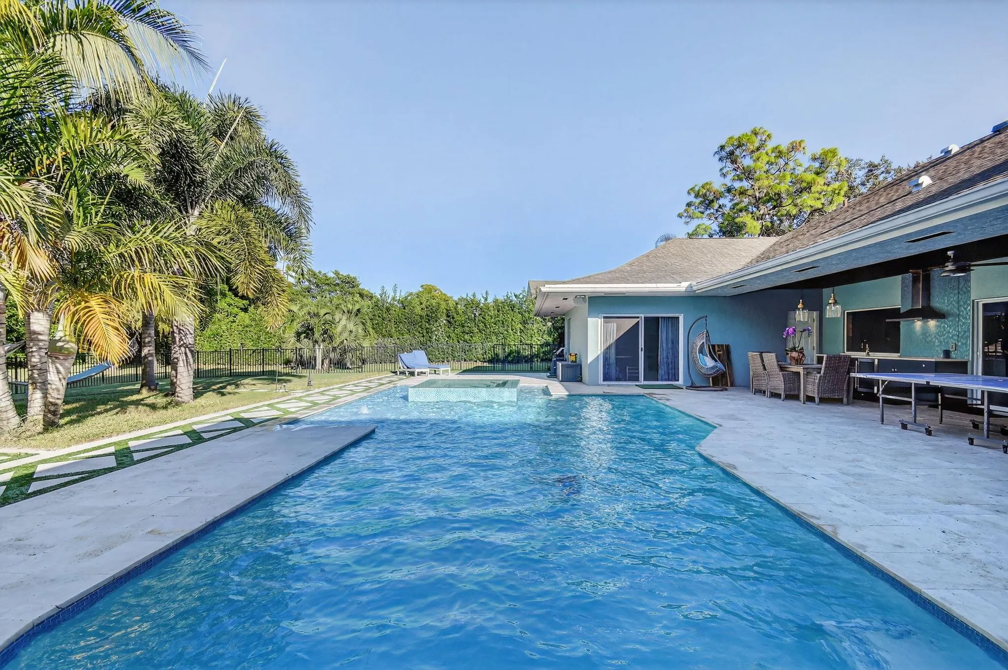 13172 Doubletree Circle