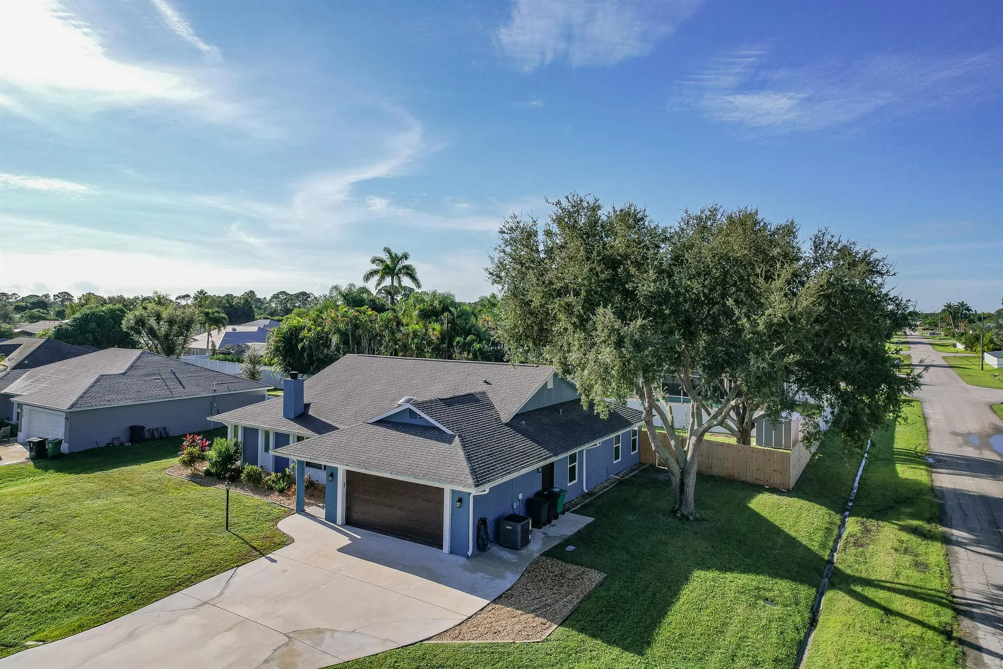 842 SE Streamlet Avenue