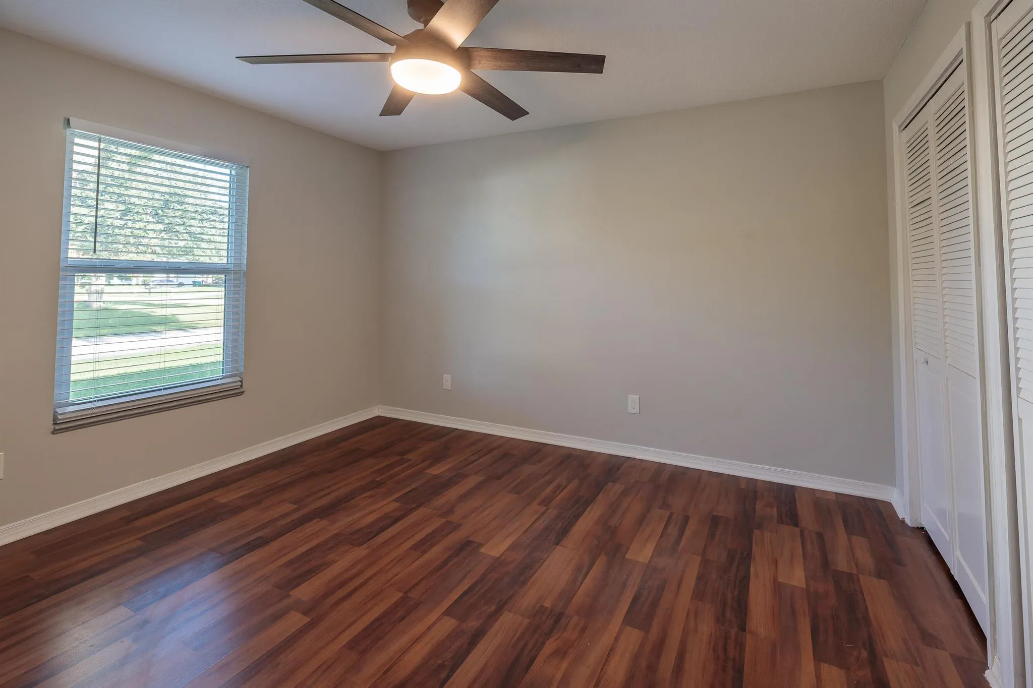 842 SE Streamlet Avenue