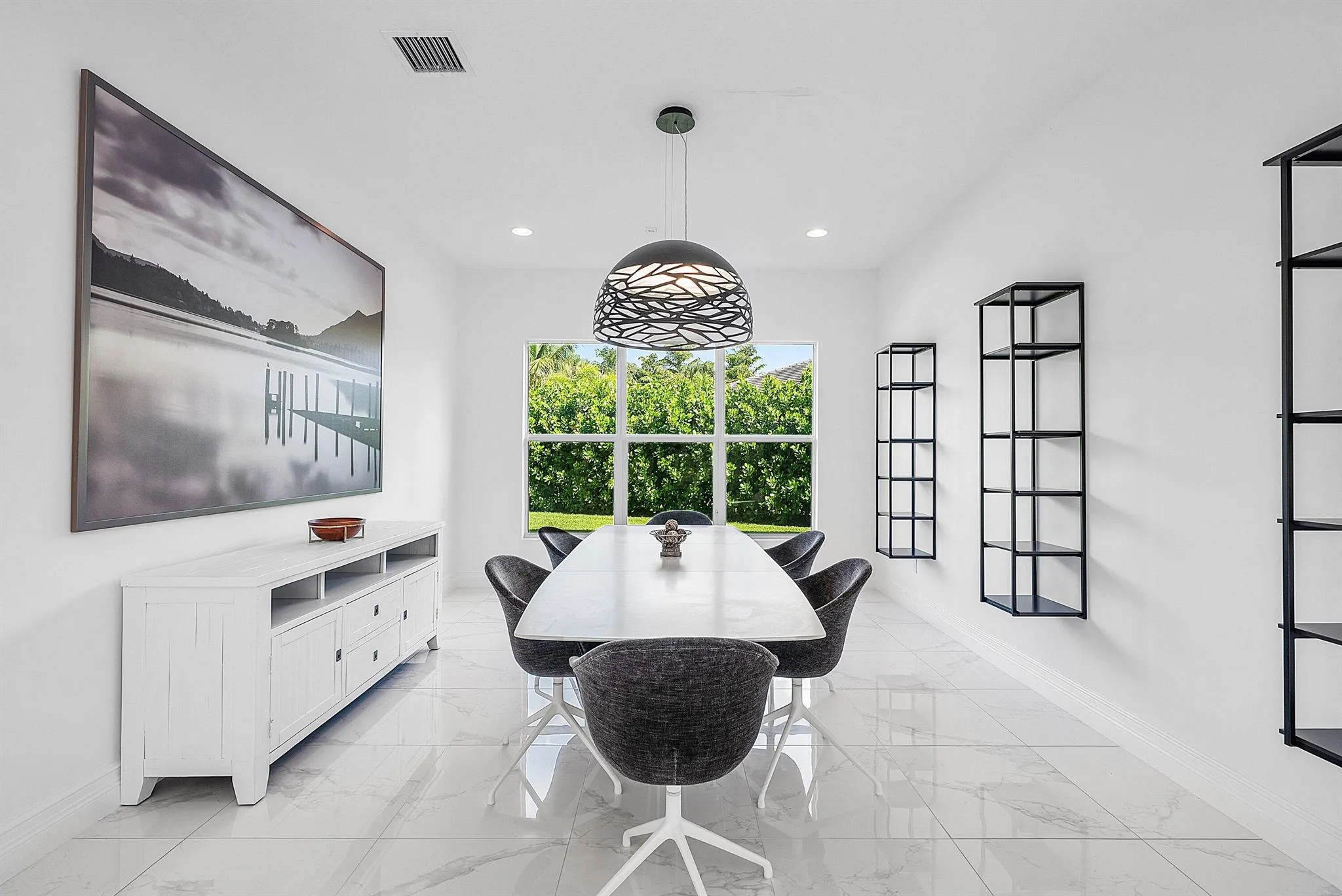 19863 Meadowside Lane