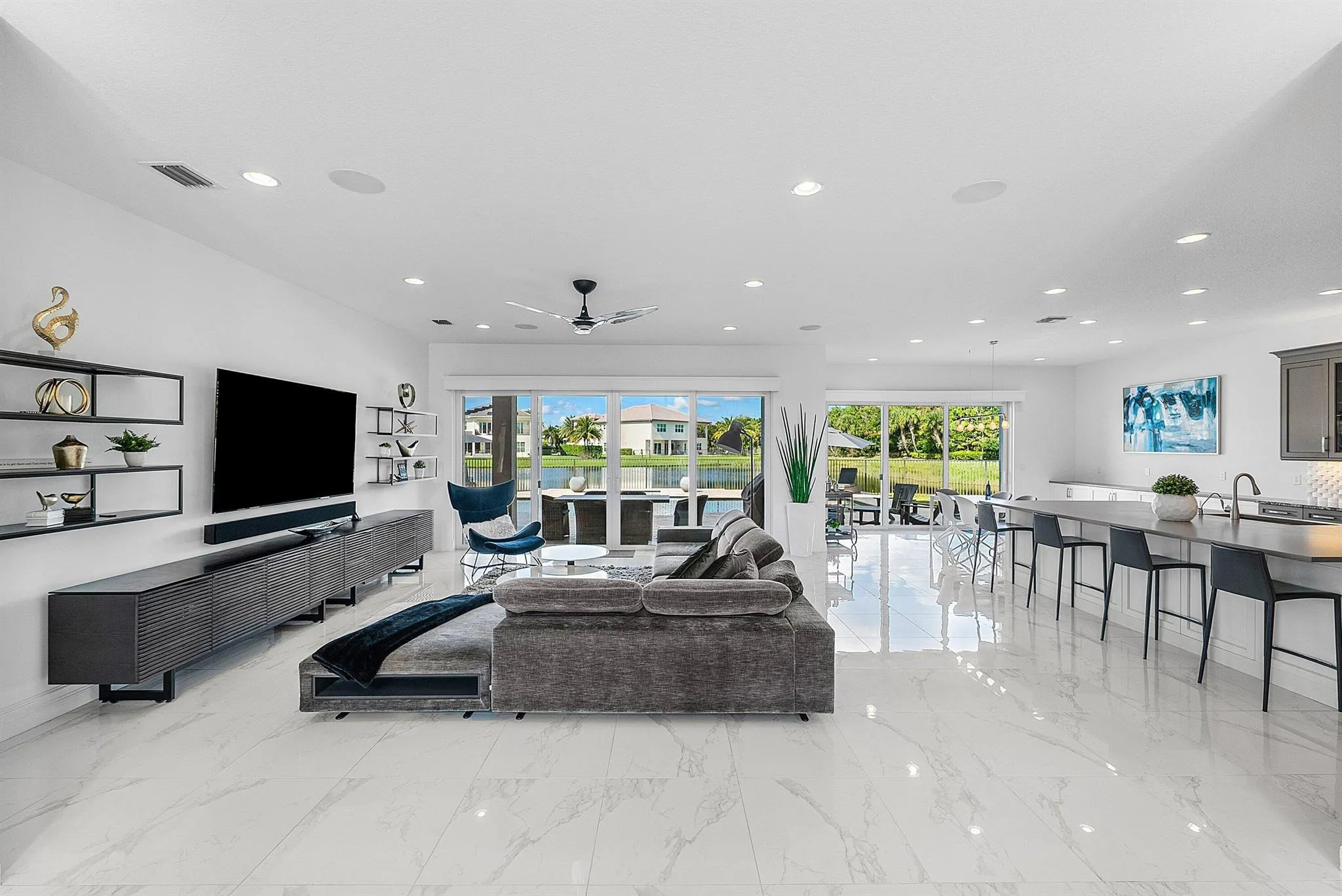 19863 Meadowside Lane