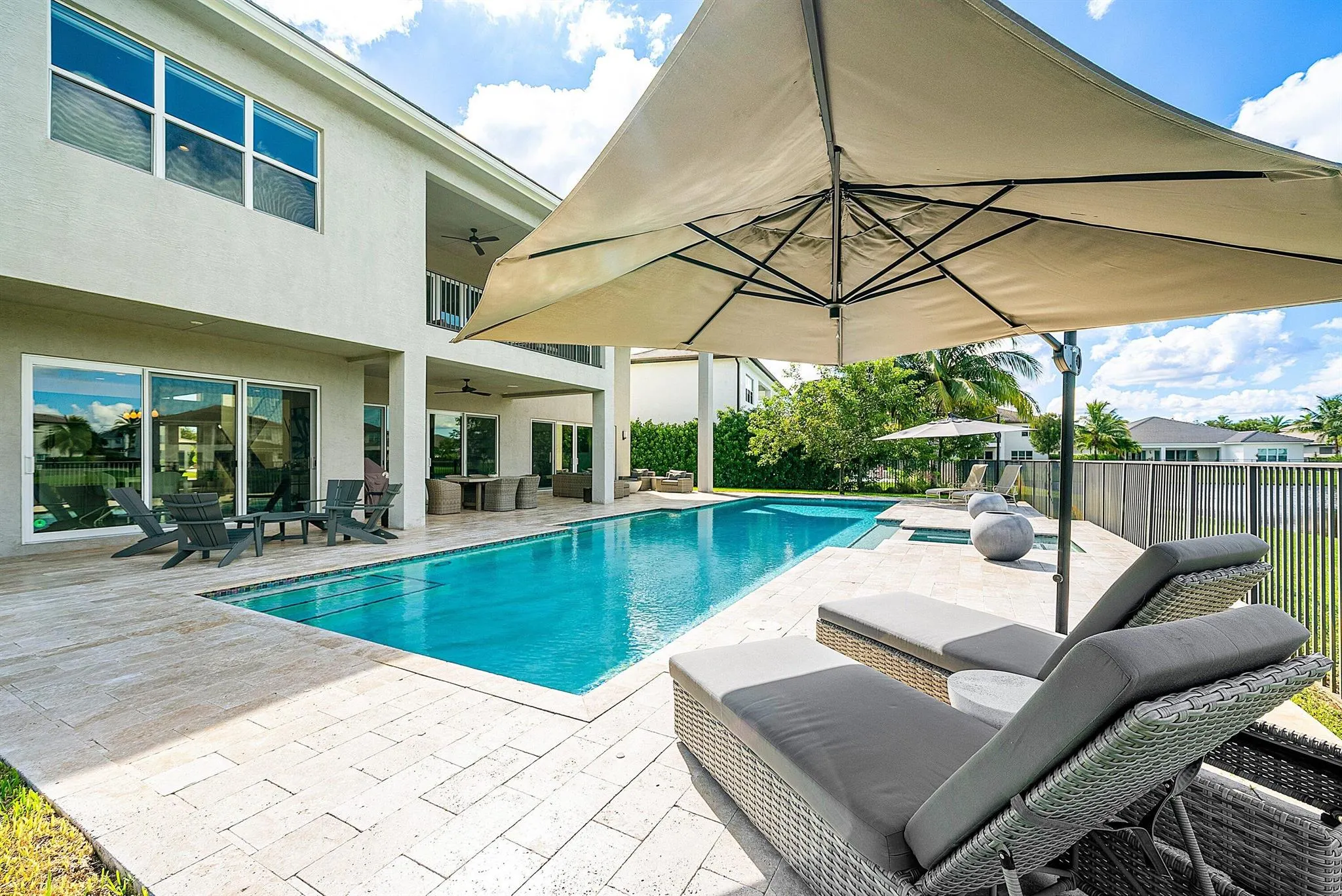 19863 Meadowside Lane