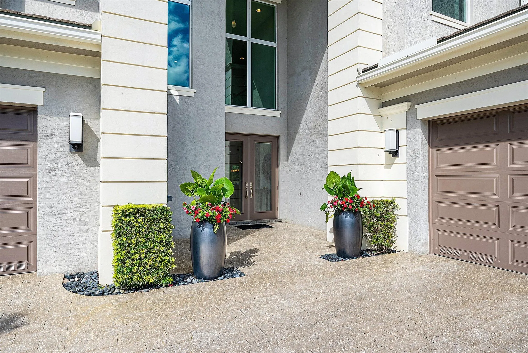 19863 Meadowside Lane