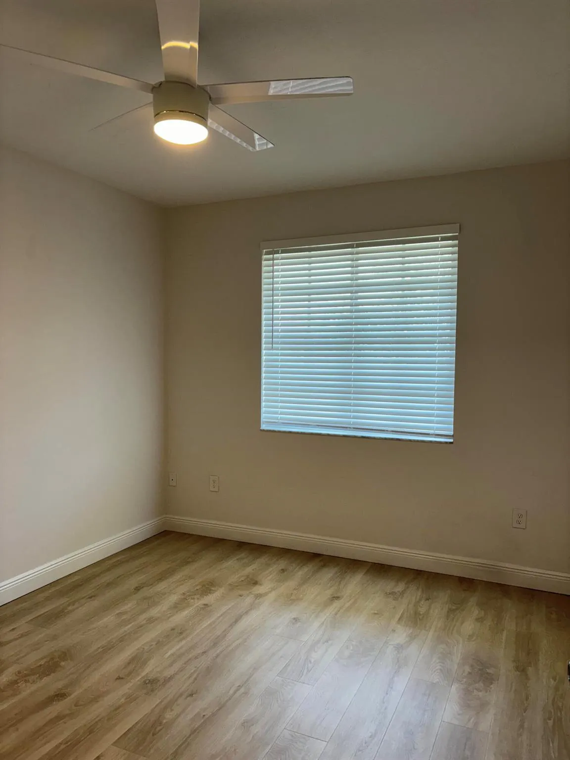 250 NE 3rd Avenue, #504