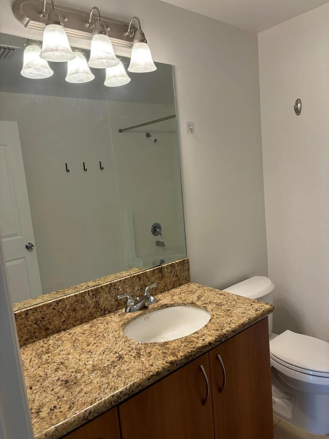 250 NE 3rd Avenue, #504