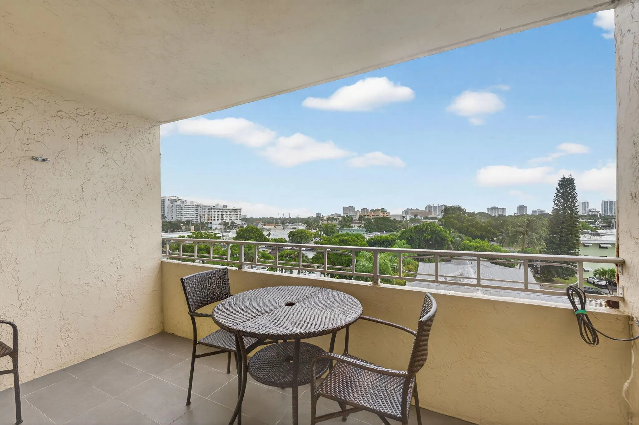 900 NE 18th Avenue, #506