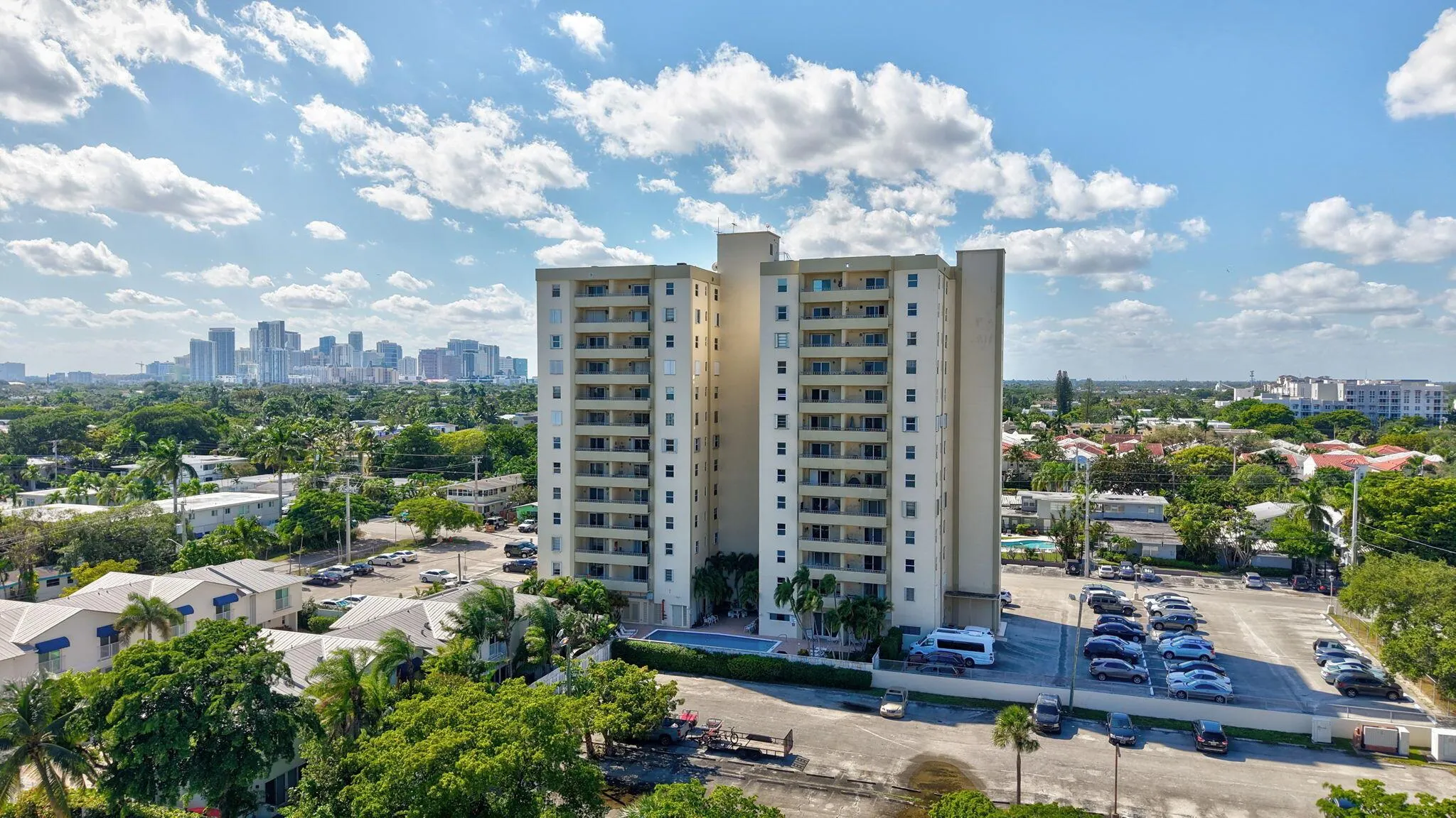 900 NE 18th Avenue, #506