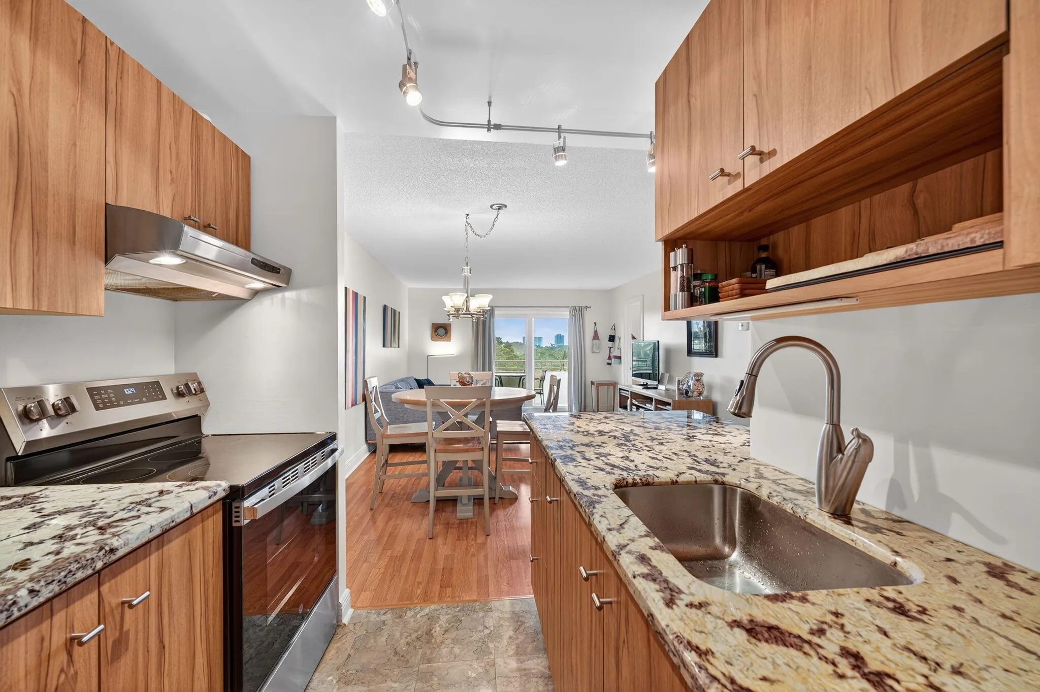 900 NE 18th Avenue, #506