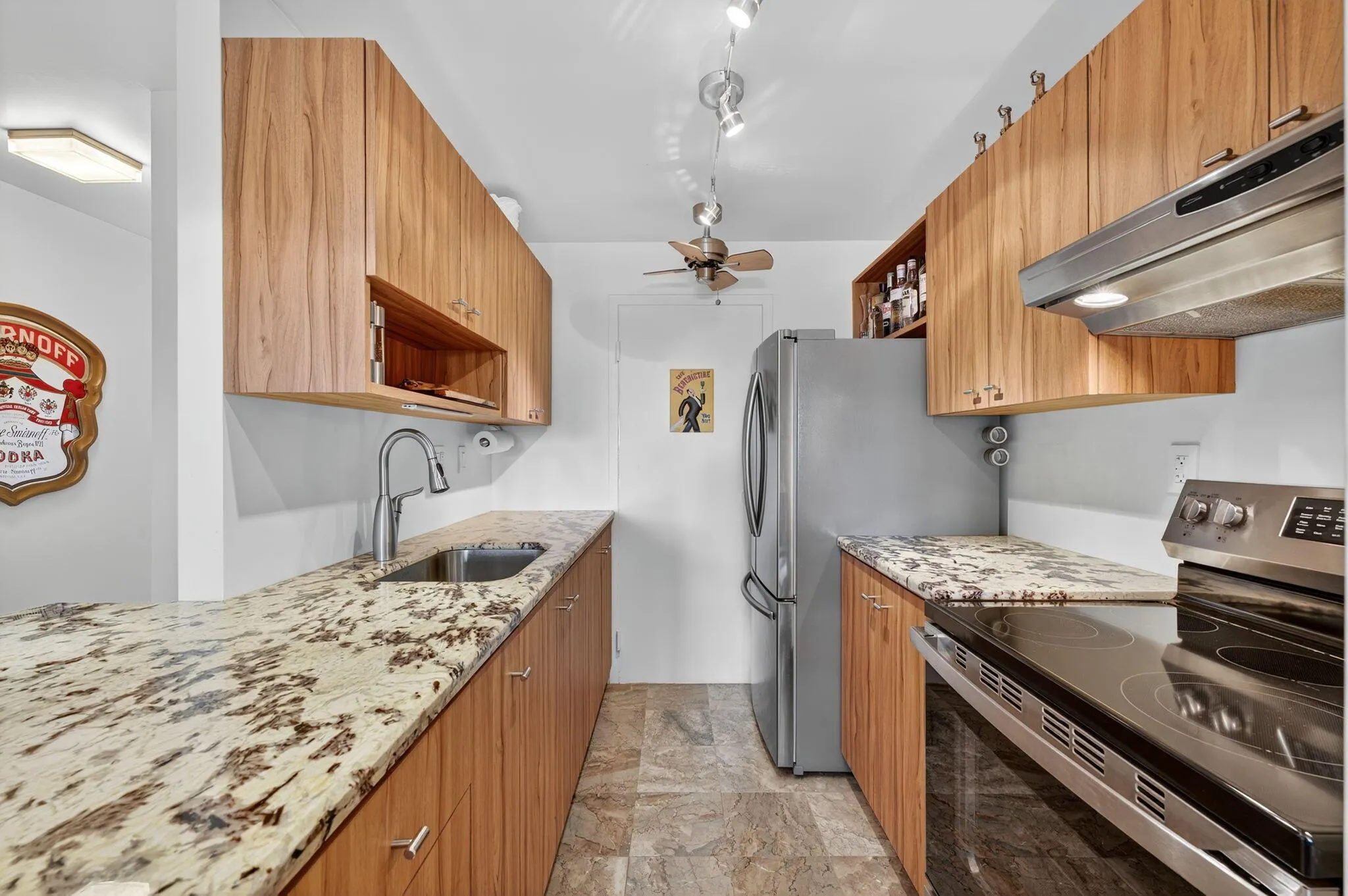 900 NE 18th Avenue, #506