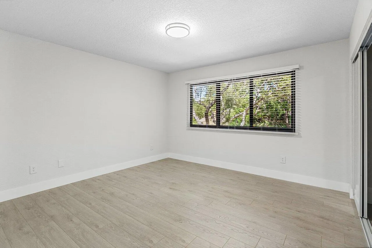 755 Saint Albans Drive