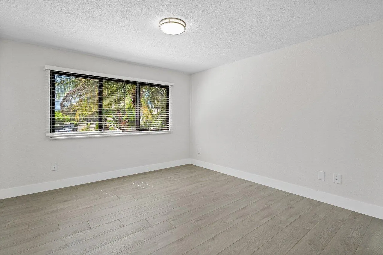 755 Saint Albans Drive