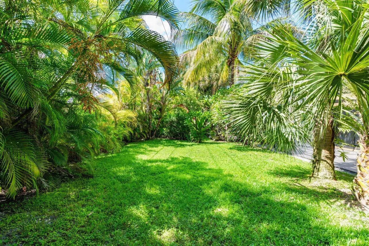 755 Saint Albans Drive