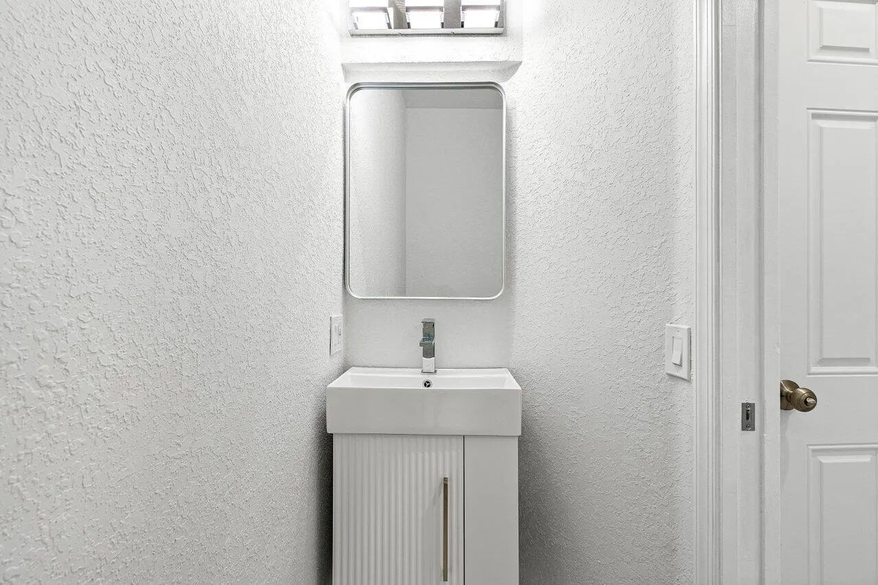 755 Saint Albans Drive