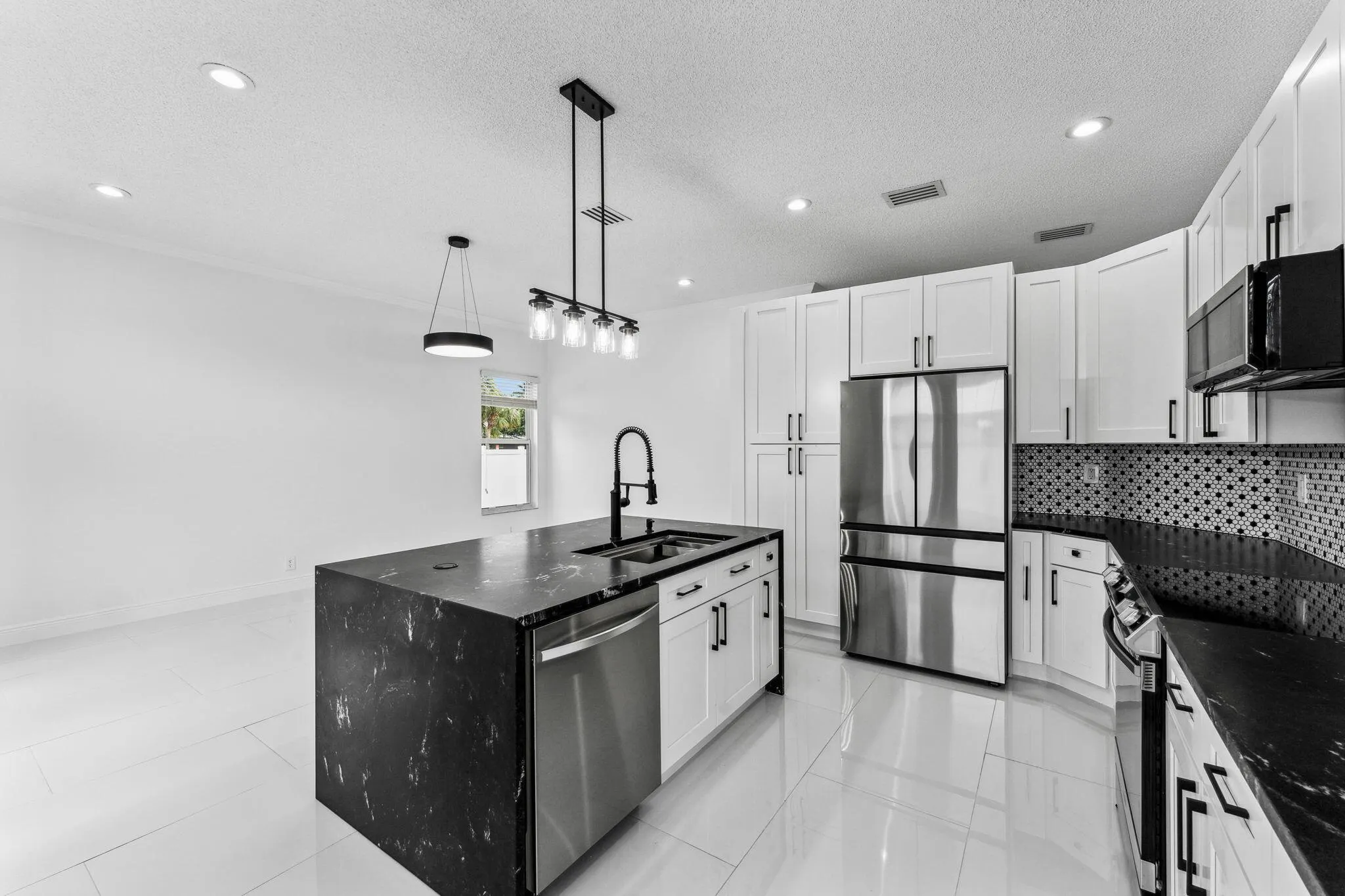 6009 Royal Birkdale Drive