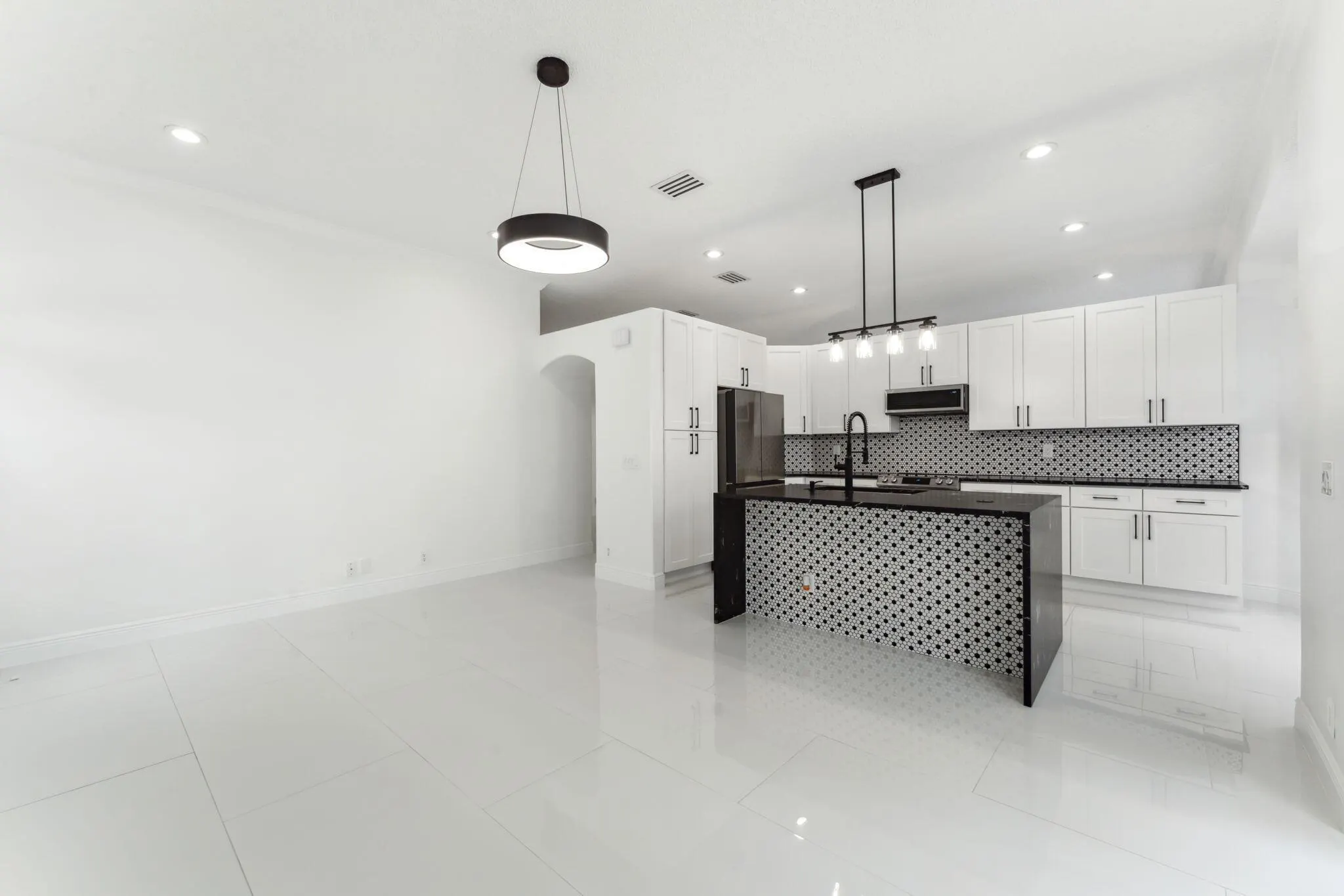 6009 Royal Birkdale Drive