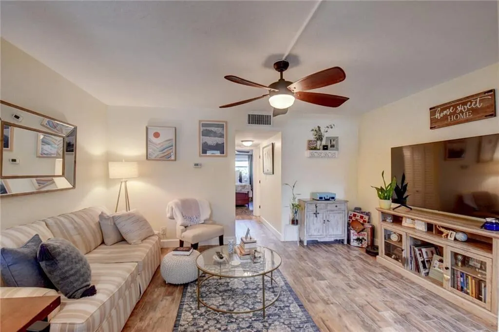 1340 NE 28th Avenue, #137