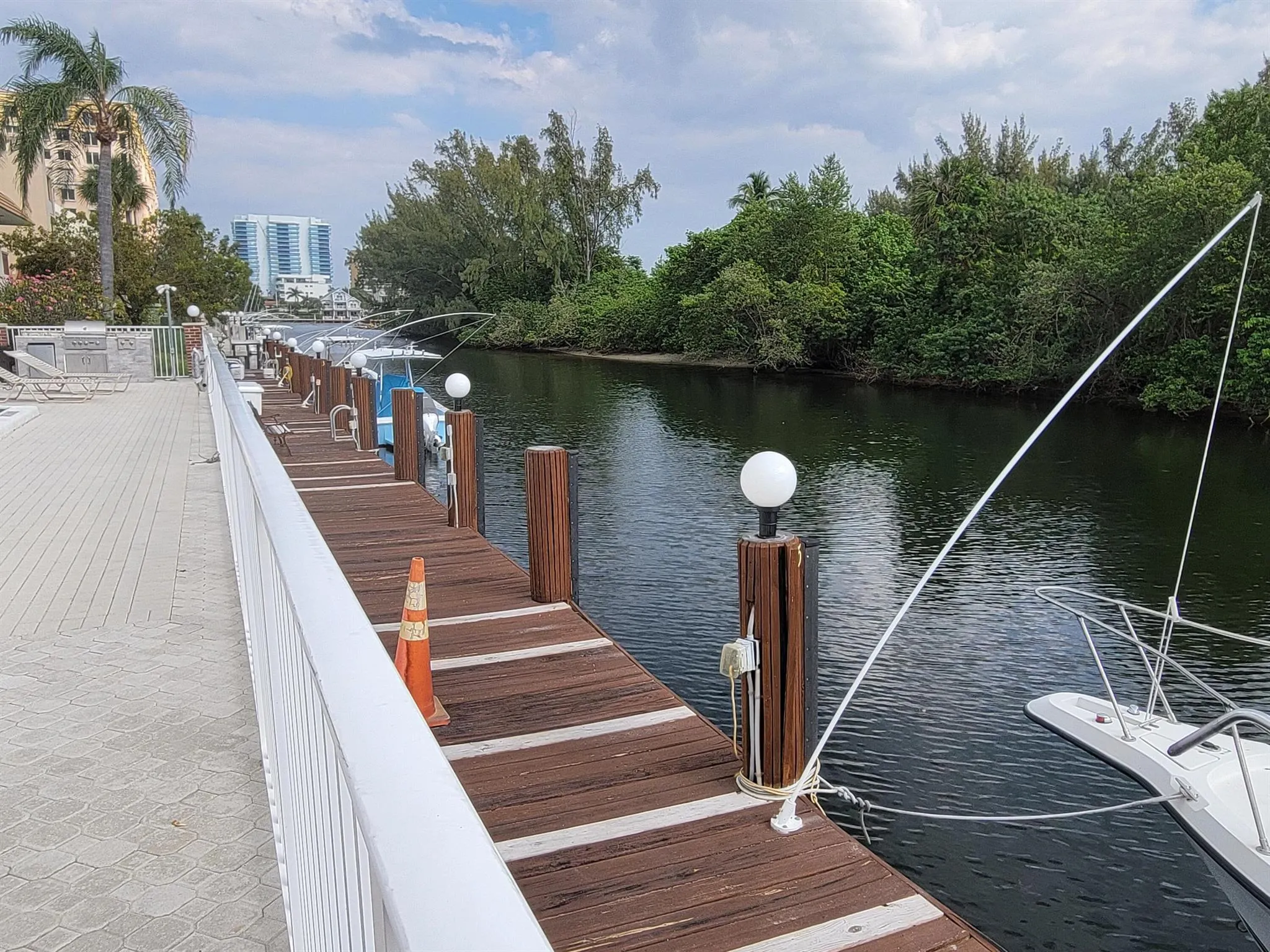 1340 NE 28th Avenue, #137